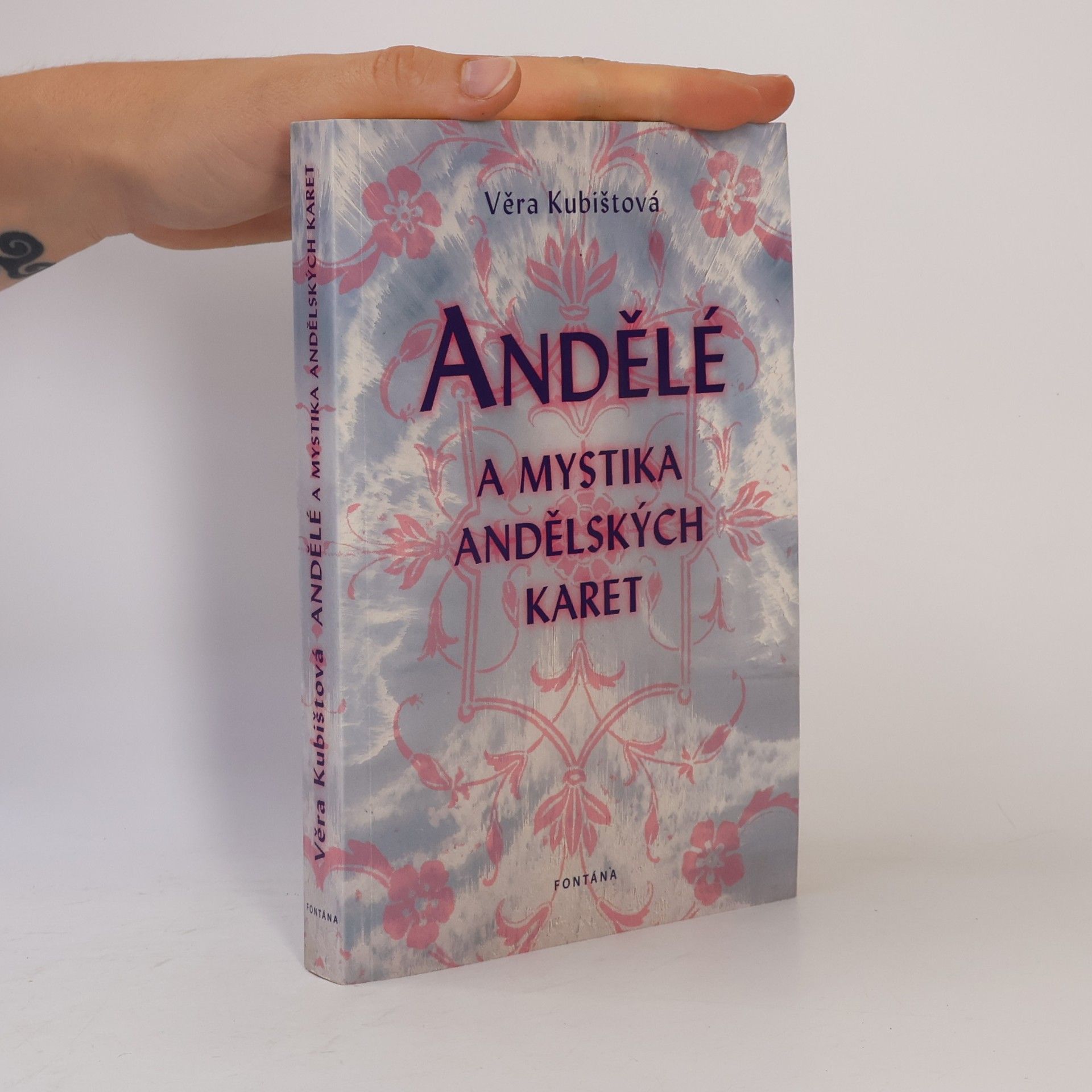 Andělé a mystika andělských karet