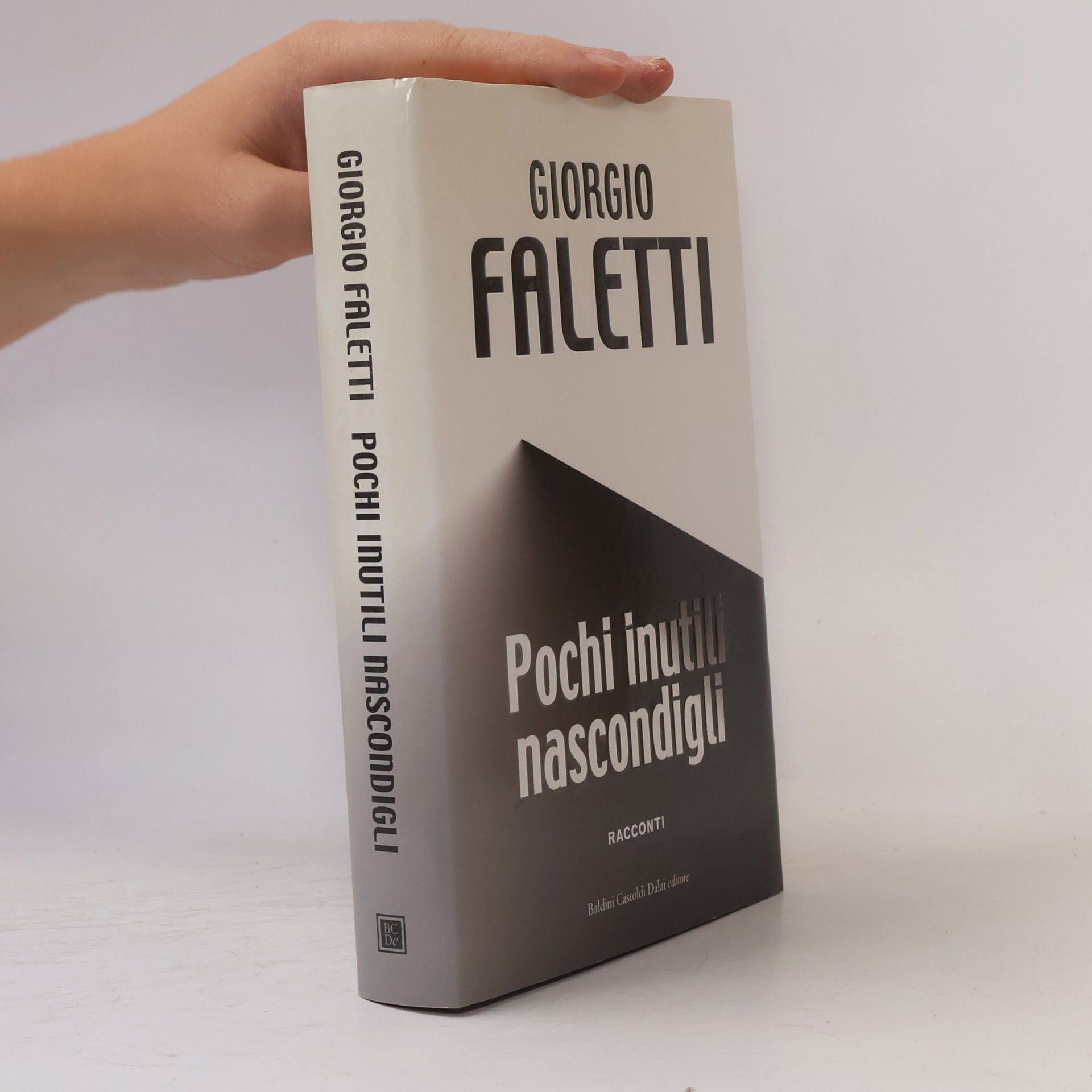Giorgio Faletti Pochi inutili nascondigli