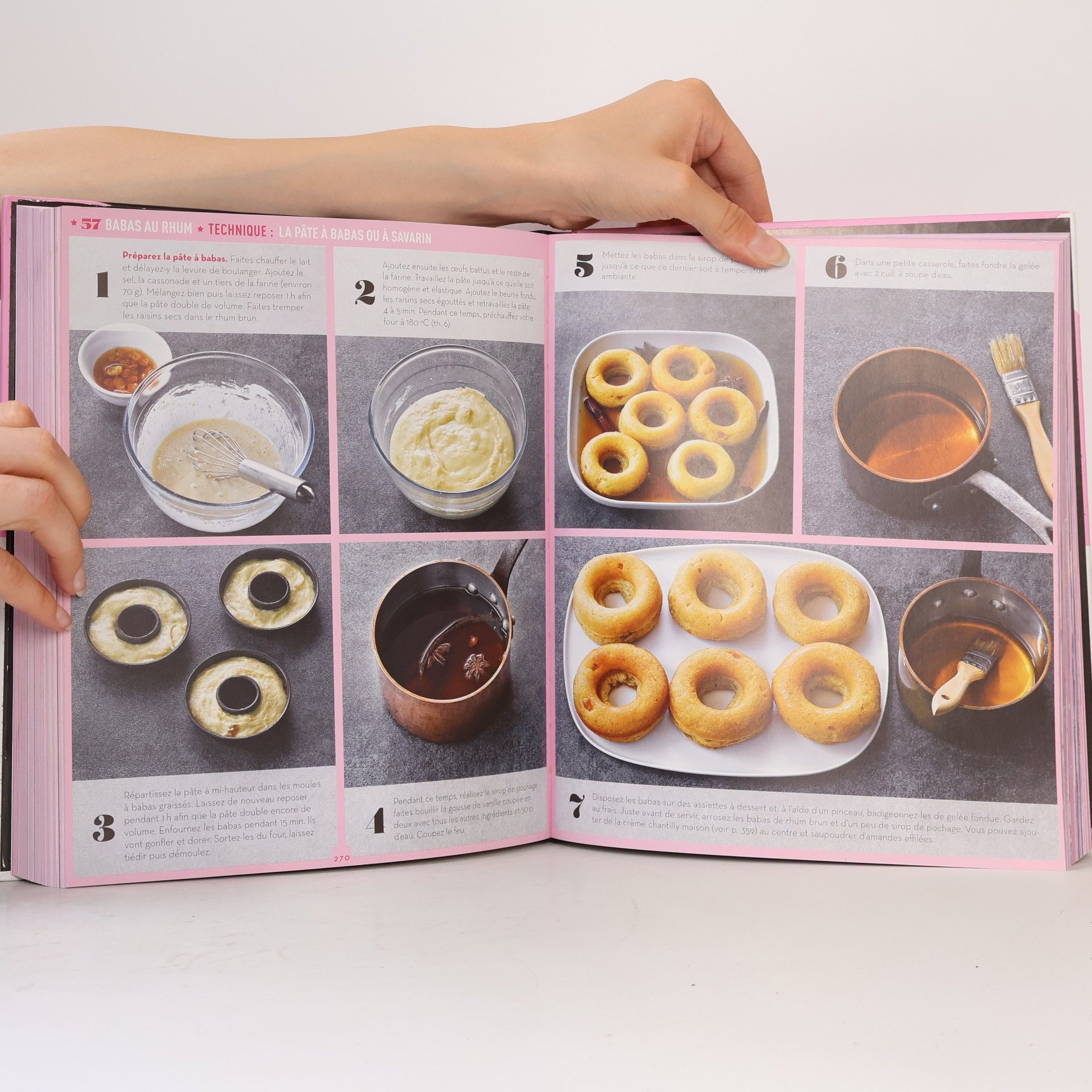Staff Of Hachette Pratique L'école de la pâtisserie
