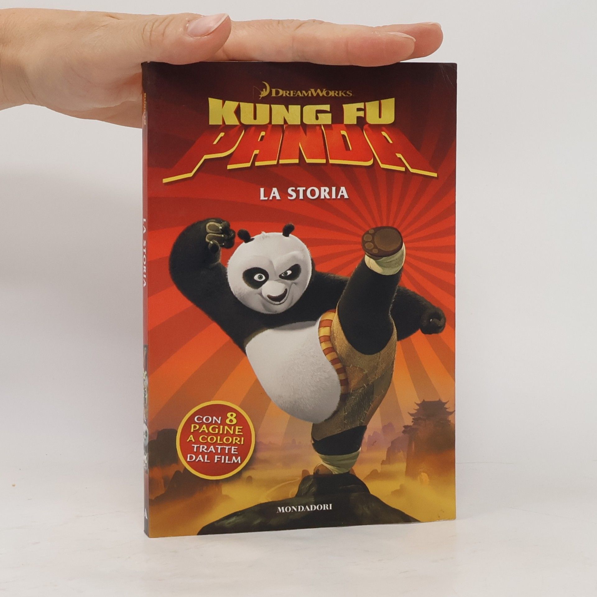 Kung Fu Panda. La storia: Con 8 pagine a colori tratte dal film
