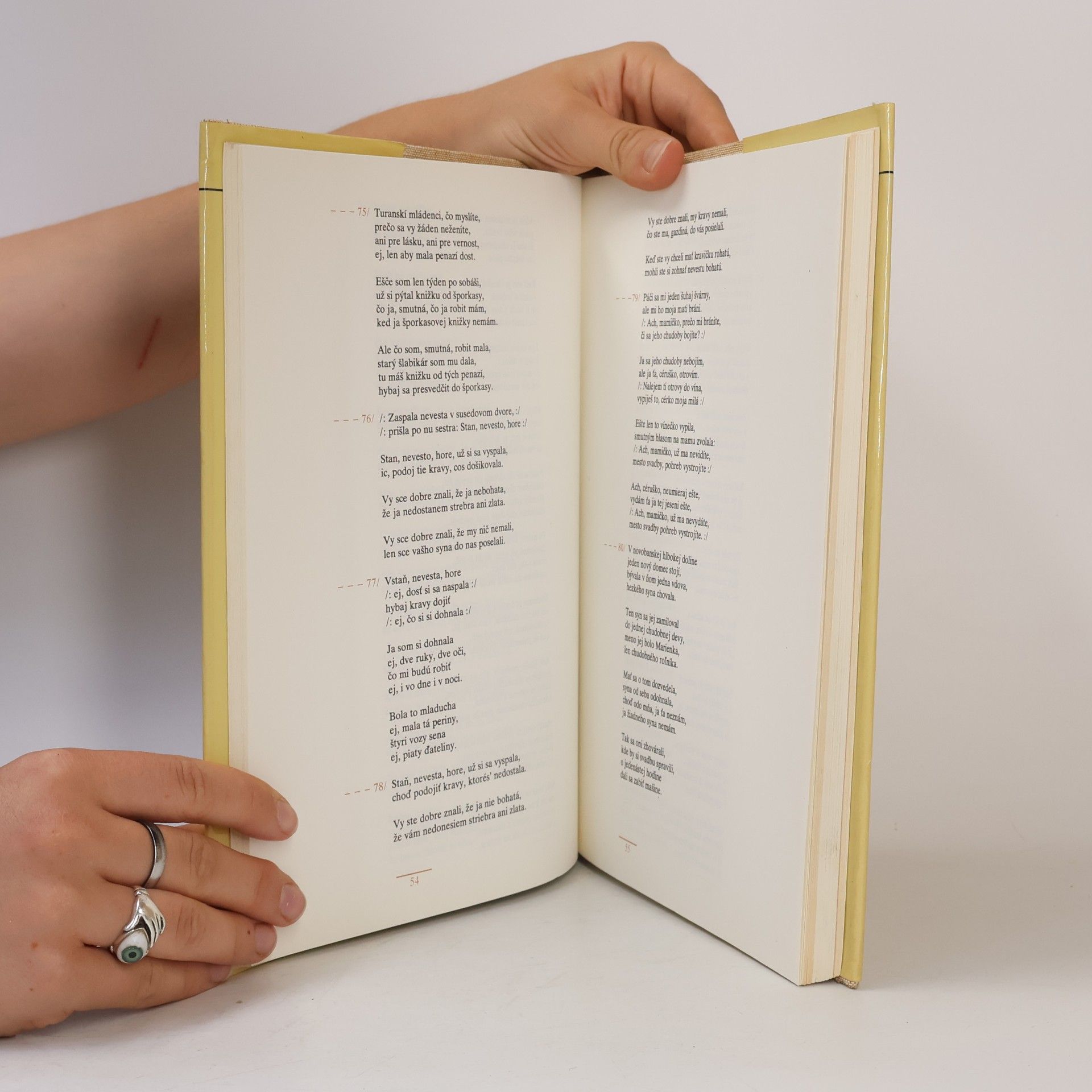 Various authors Chudoba, chudoba, šak si mi moc vina... Slovenské ľudové piesne so sociálnou a revolučnou tematikou