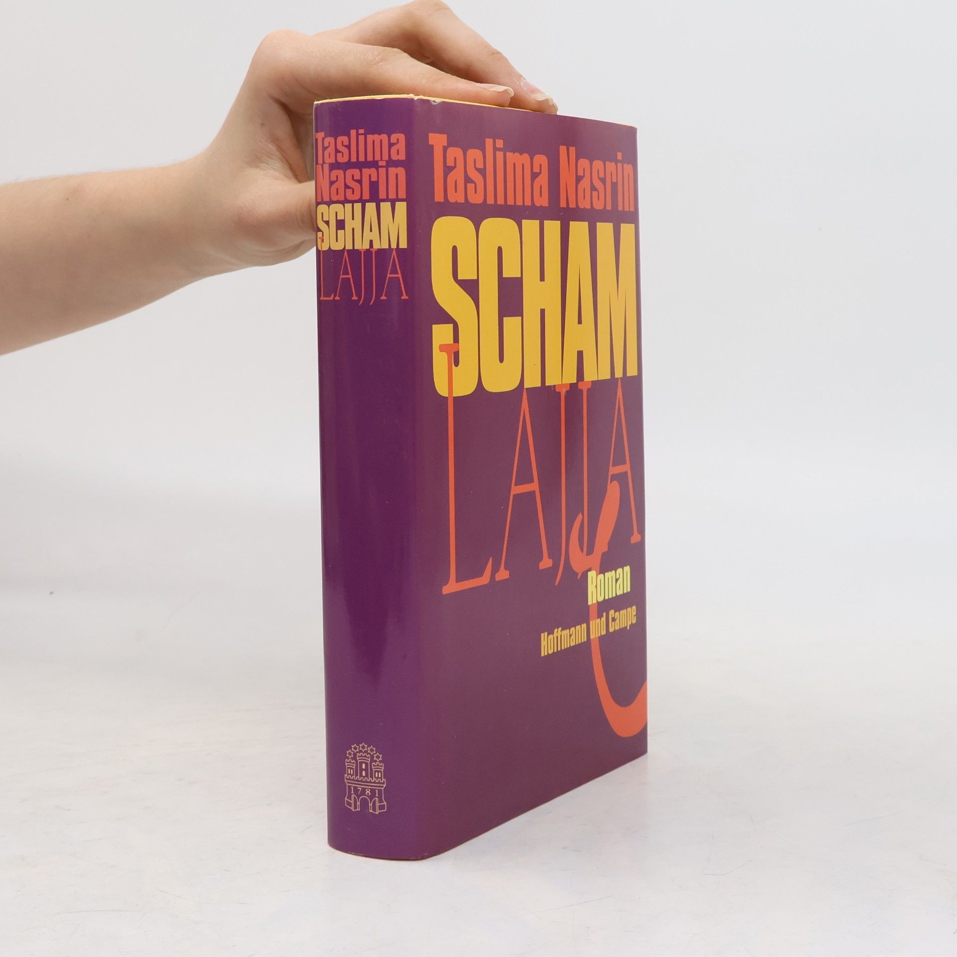 Taslīma Nasrīn Scham, Lajja