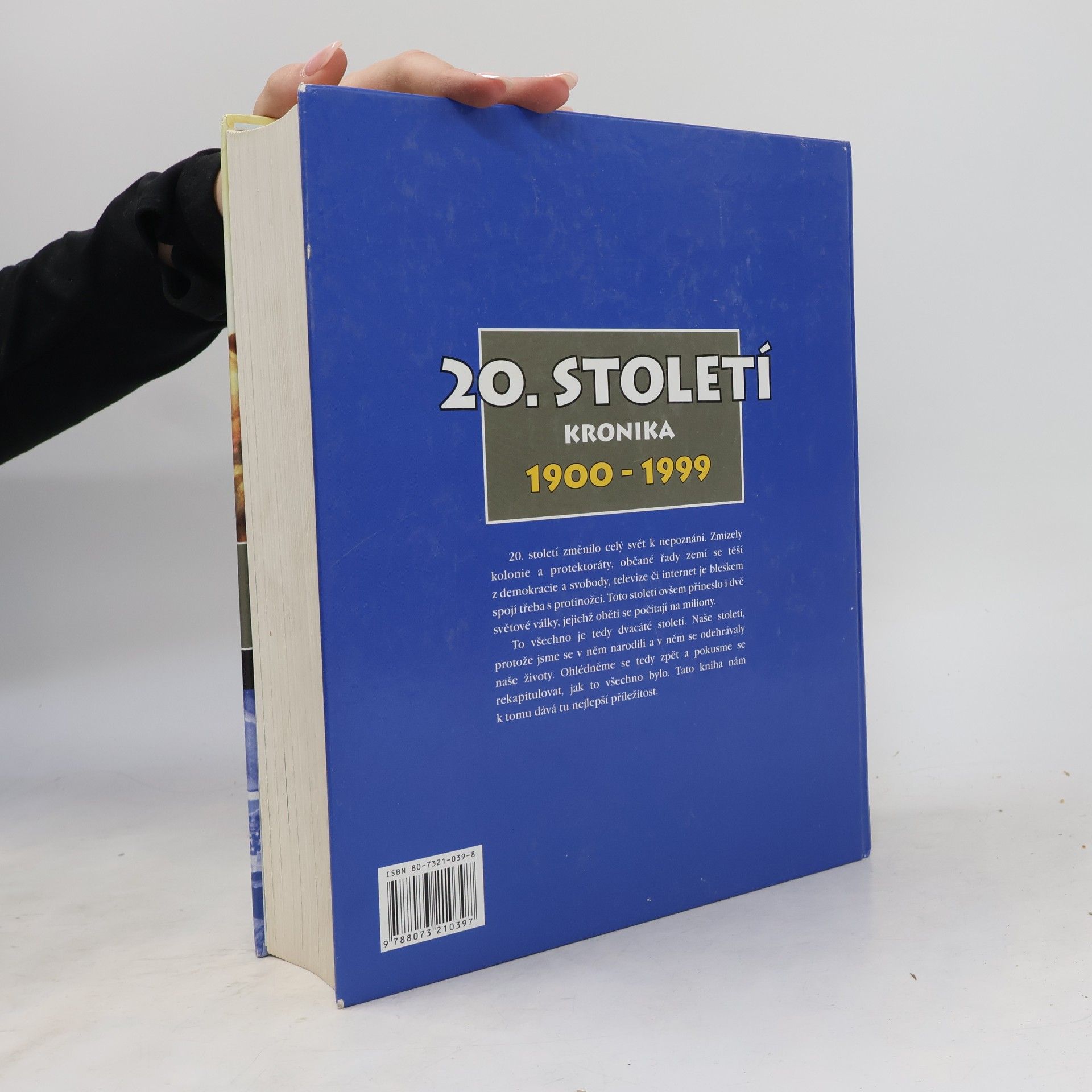 John Harold Plumb 20. století : kronika 1900-1999