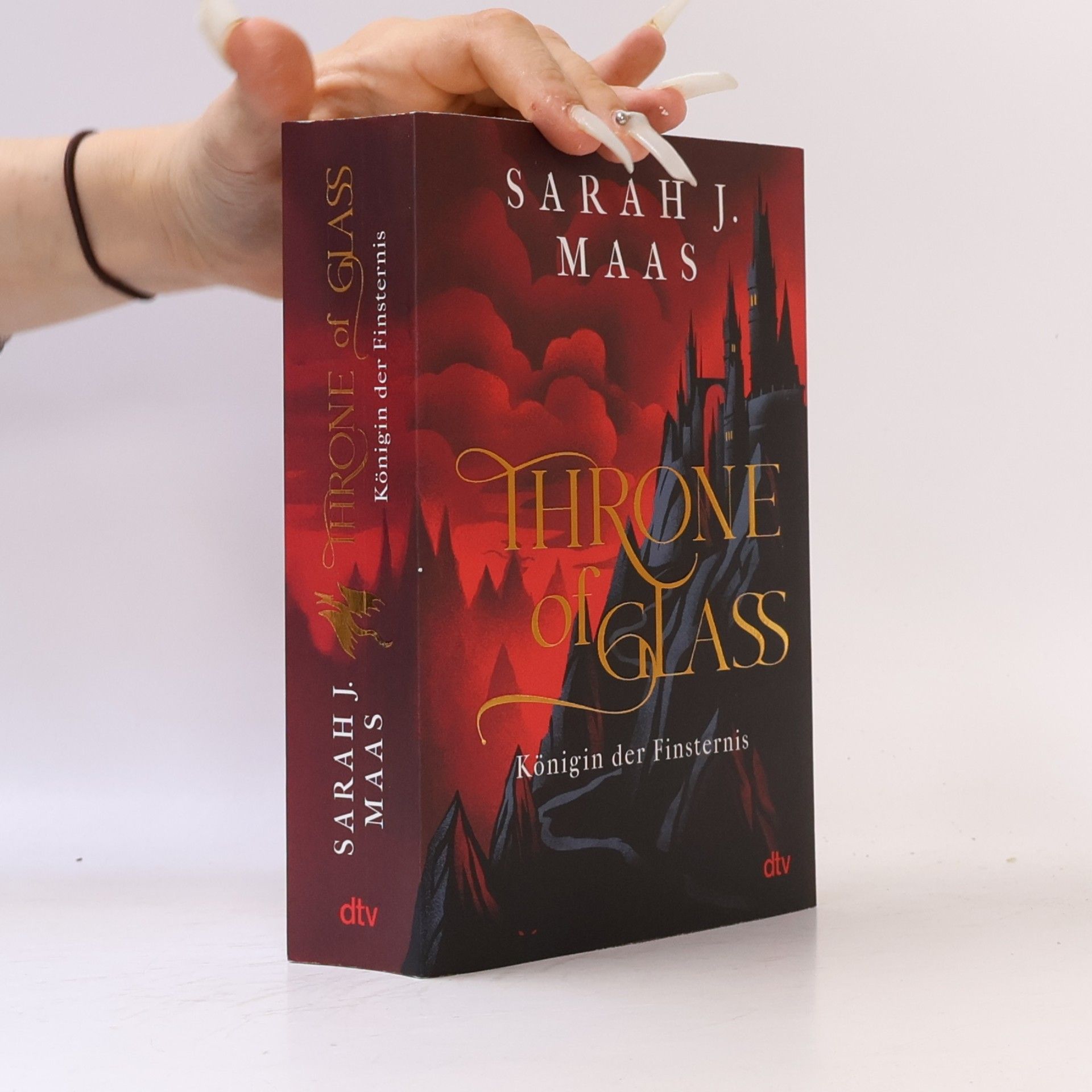 Sarah J. Maas Königin der Finsternis