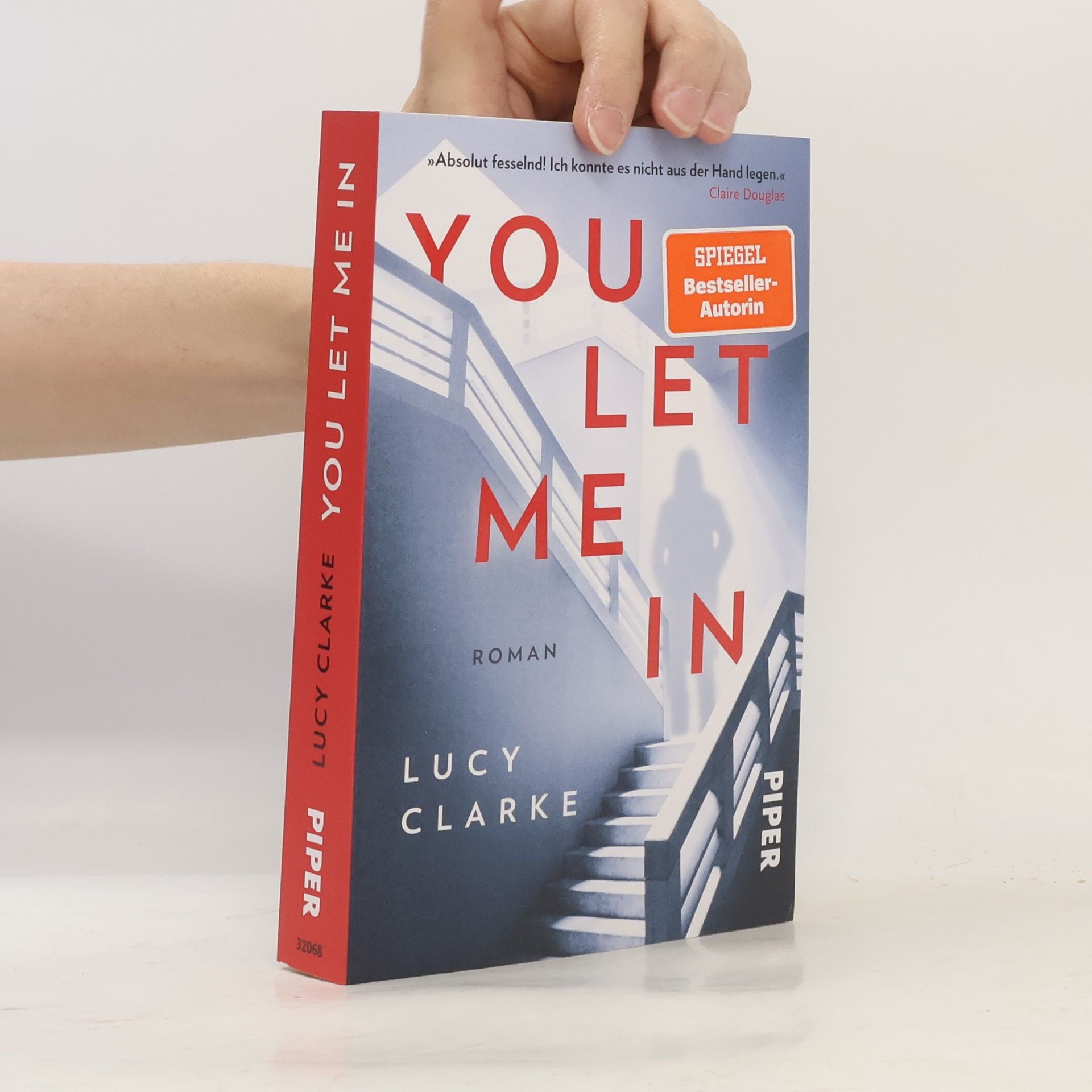 Lucy Clarke You let me in