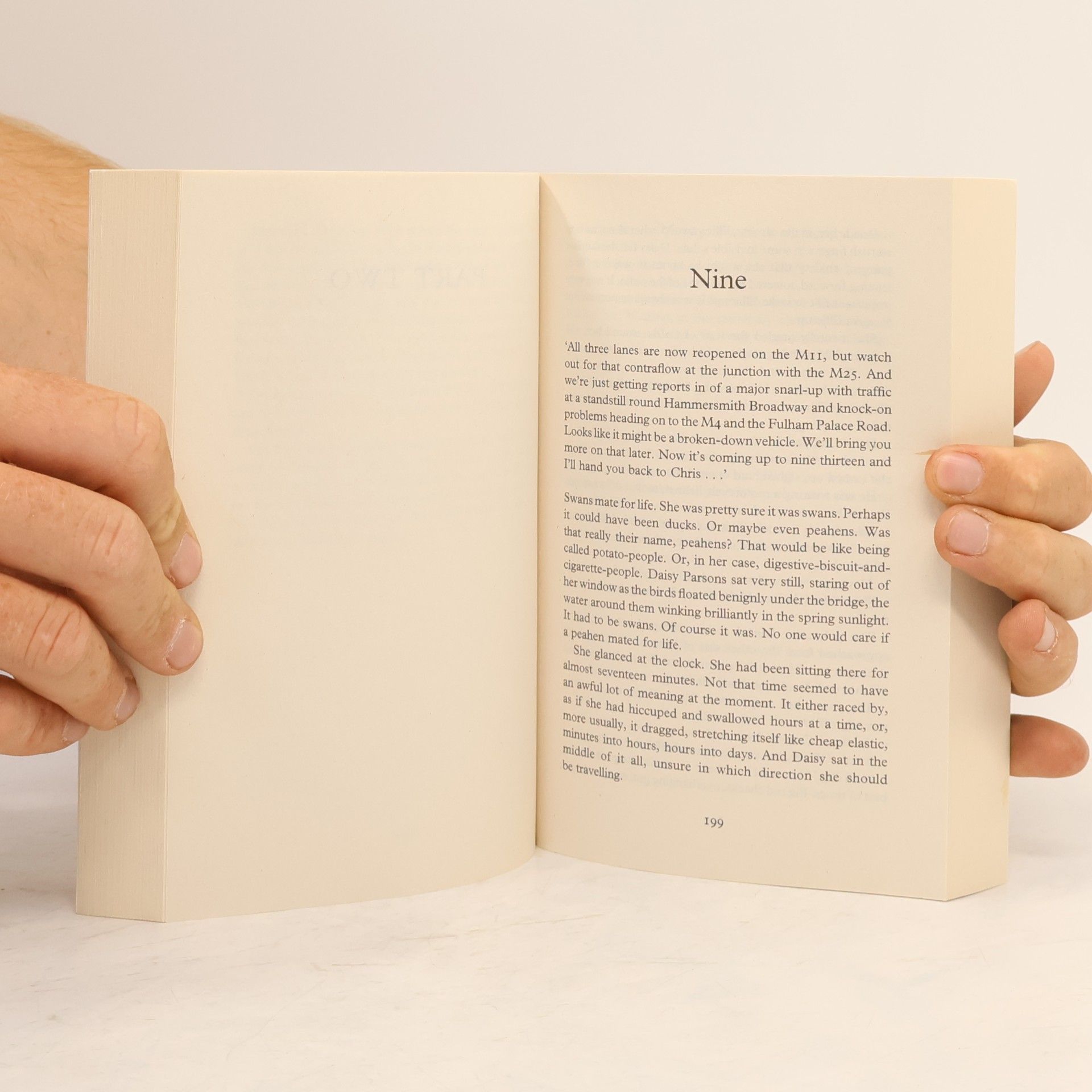 Jojo Moyes Foreign fruit