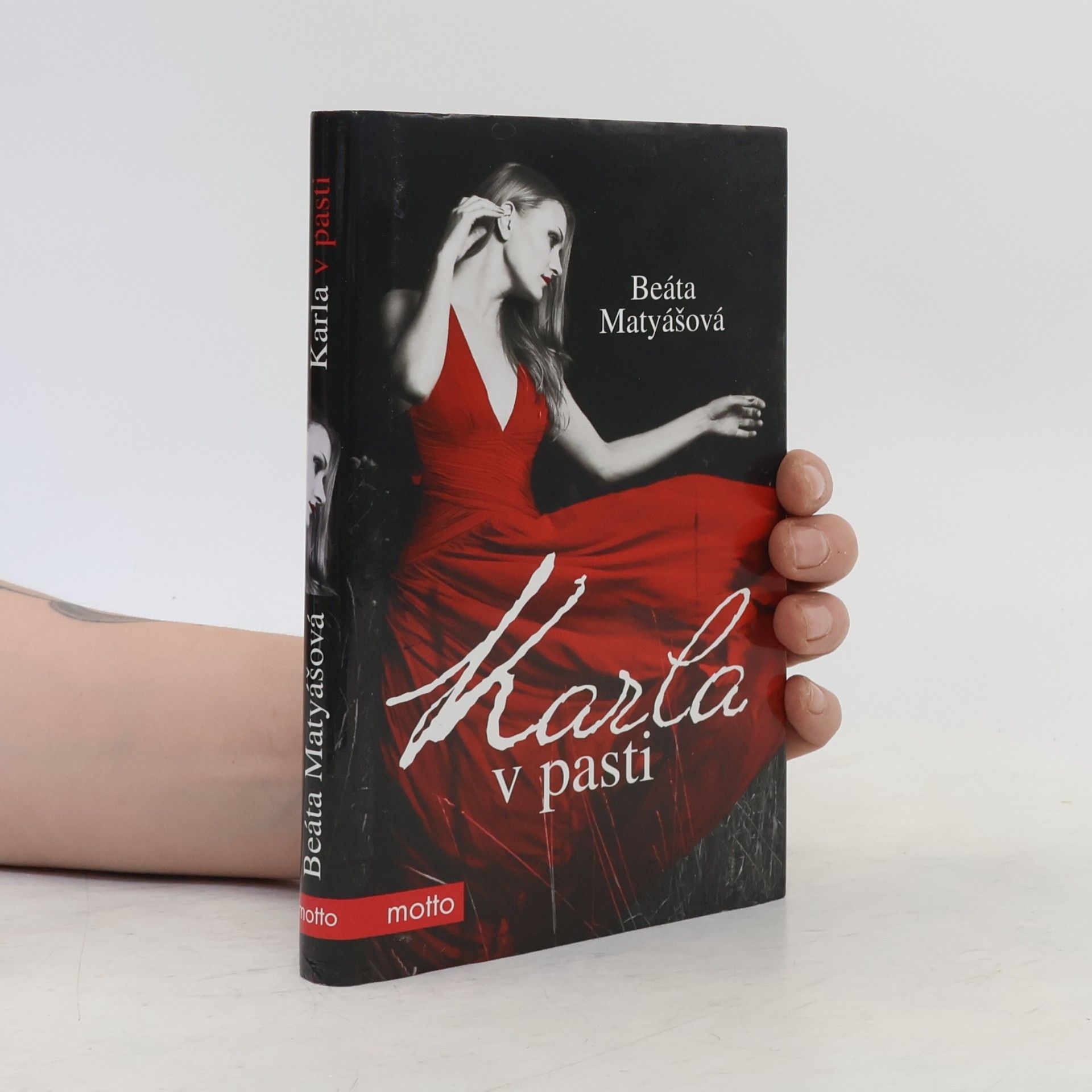 Beáta Matyášová Karla v pasti