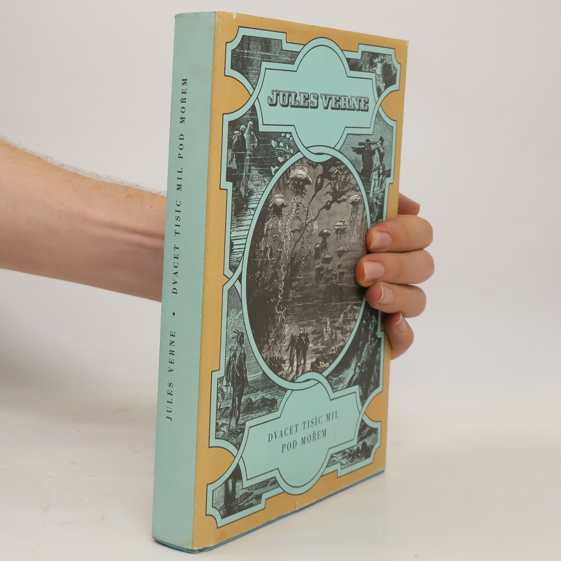 Jules Verne Dvacet tisíc mil pod mořem