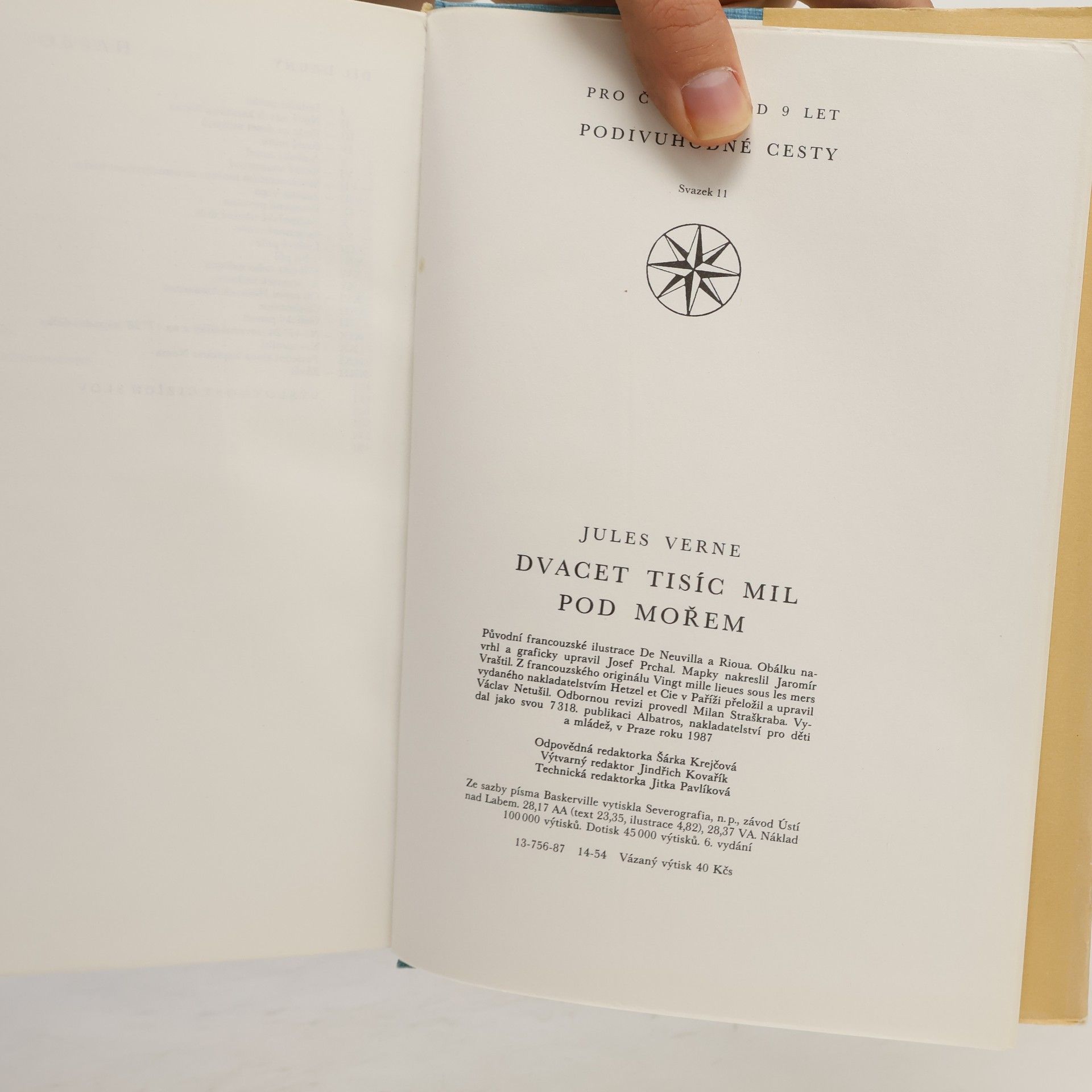 Jules Verne Dvacet tisíc mil pod mořem