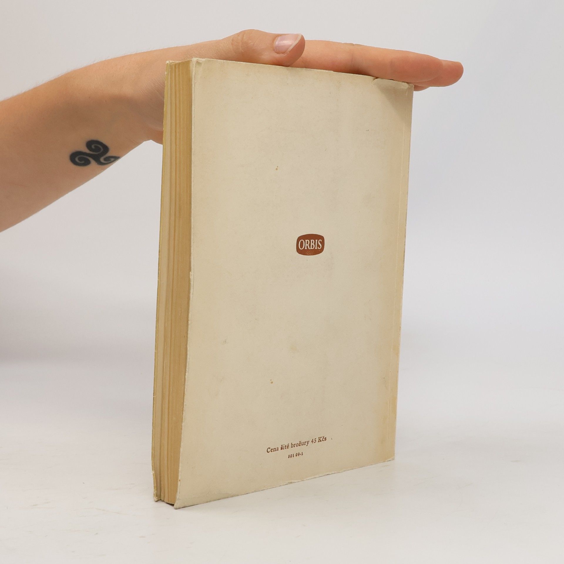 Various authors Proti buržoasnímu umění a uměnovědě