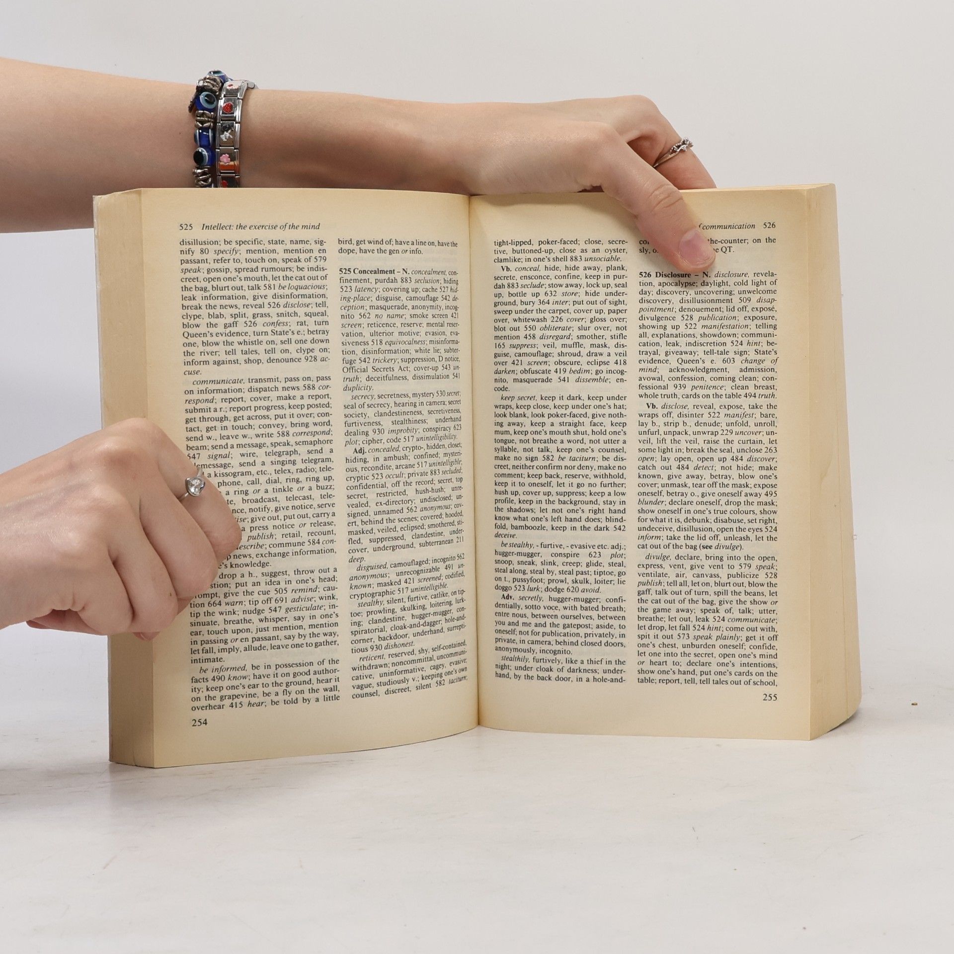 Peter Mark Roget Thesaurus of English Words and Phrases