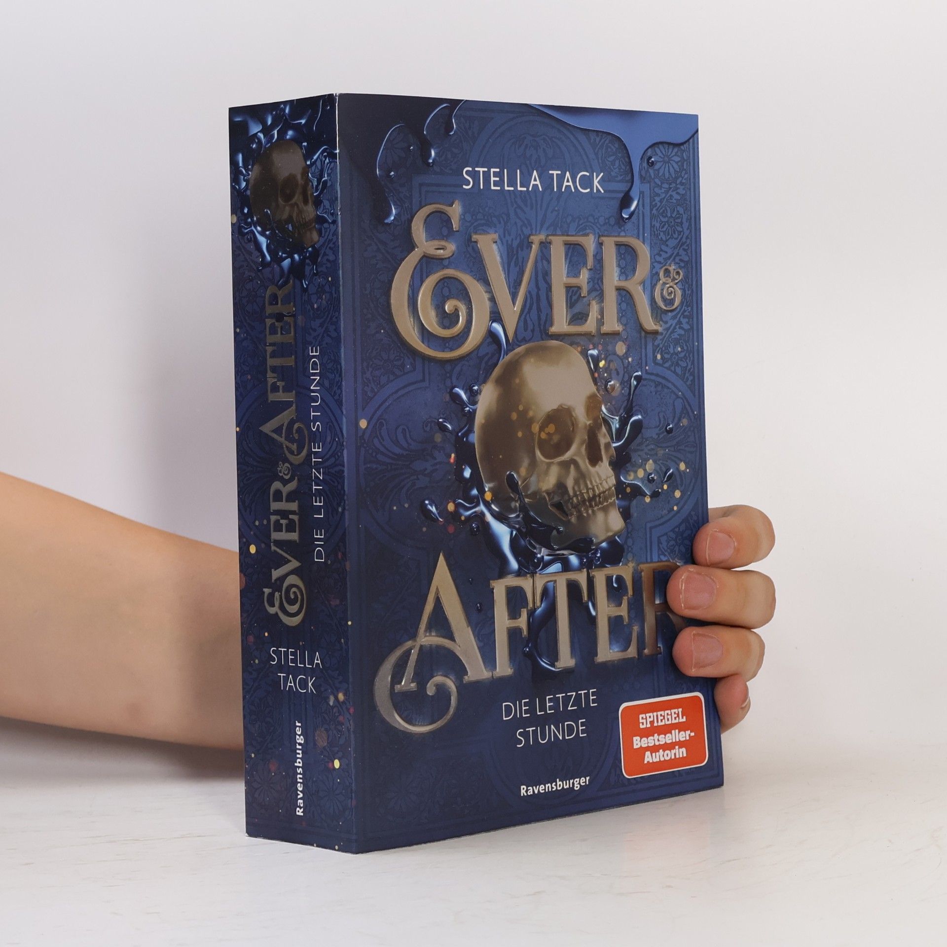 Ever & After, Band 3: Die letzte Stunde (Knisternde Märchen-Fantasy der SPIEGEL-Bestsellerautorin Stella Tack | Limitierte Auflage mit Farbschnitt)