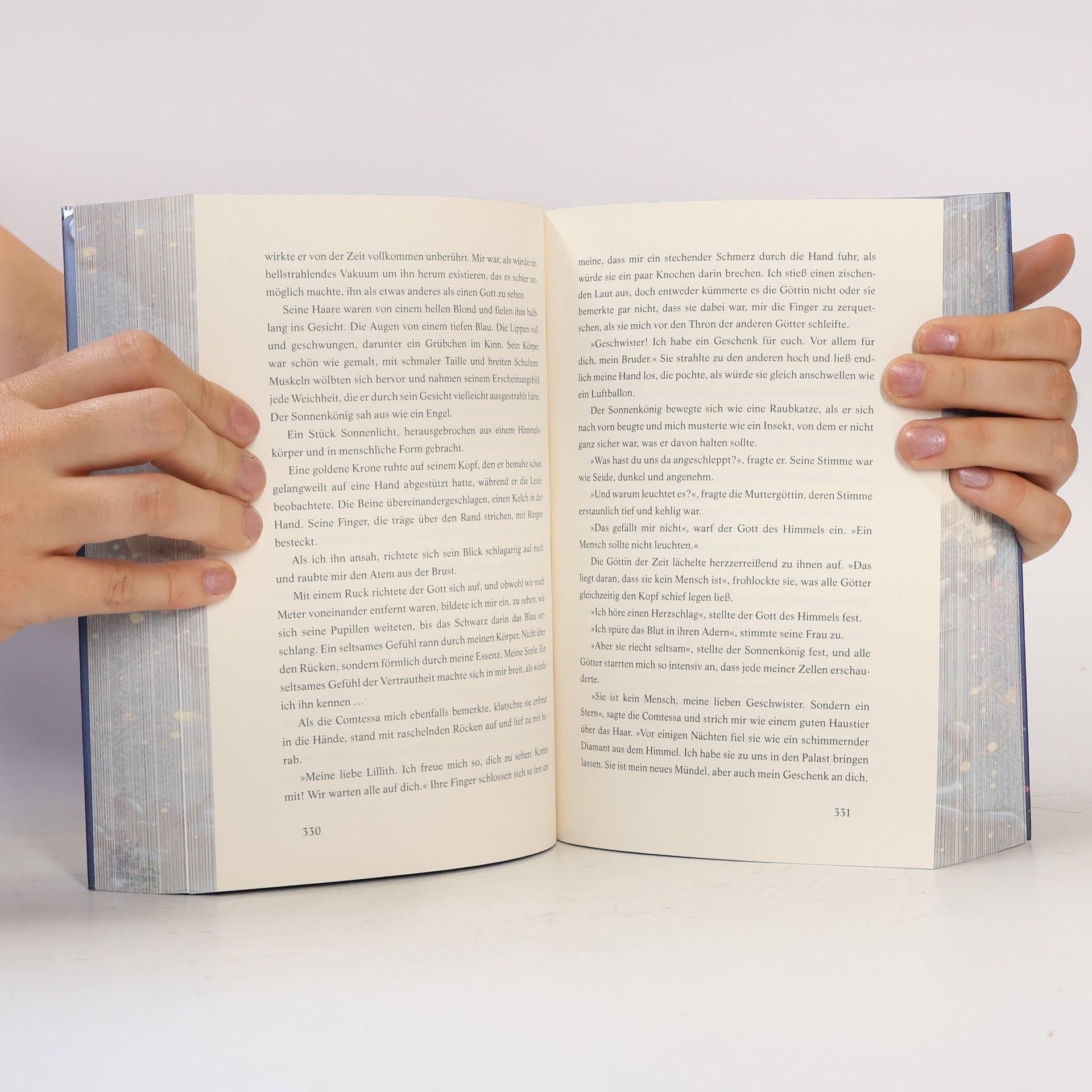 Stella A. Tack Ever & After, Band 3: Die letzte Stunde (Knisternde Märchen-Fantasy der SPIEGEL-Bestsellerautorin Stella Tack | Limitierte Auflage mit Farbschnitt)