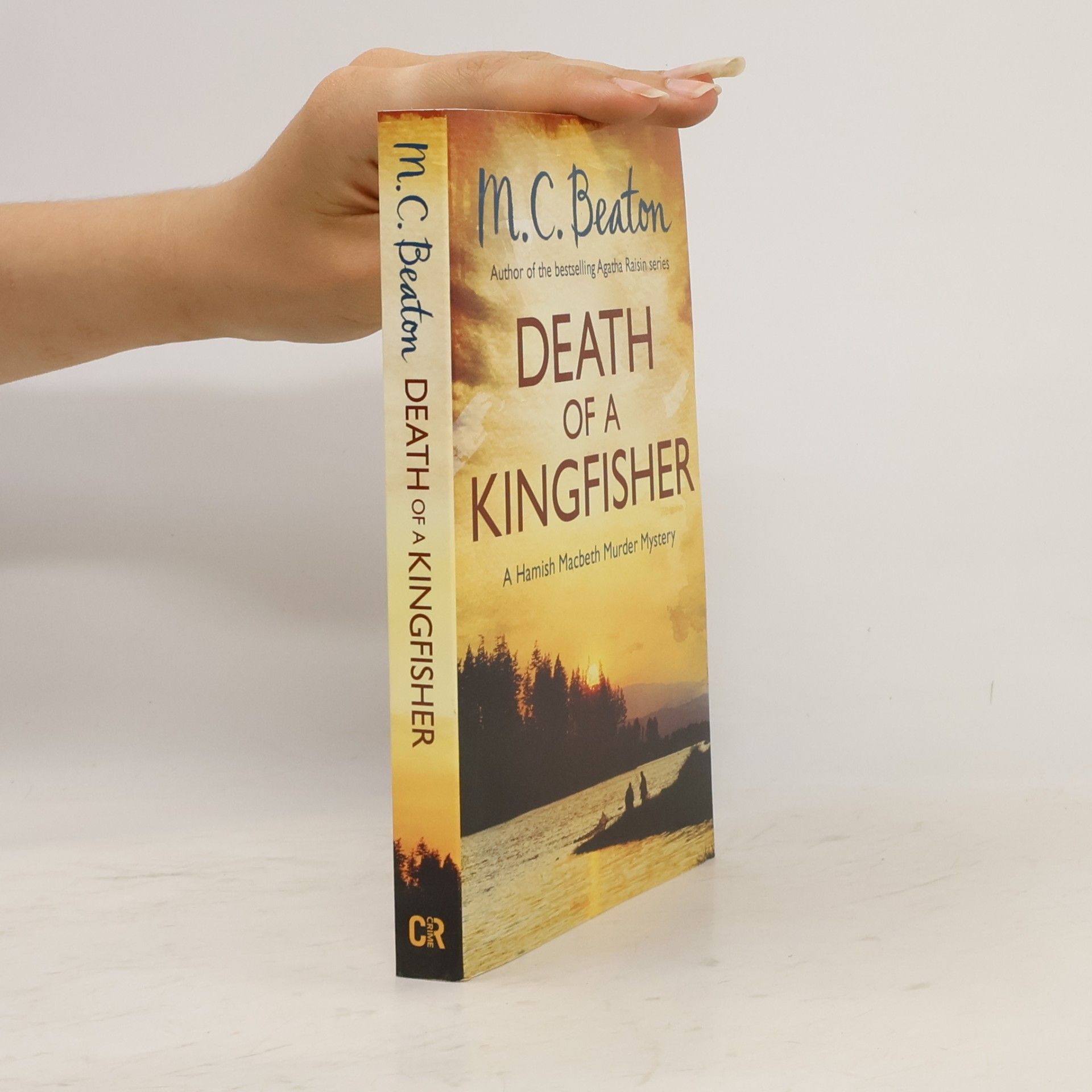 M. C. Beaton Death of a Kingfisher