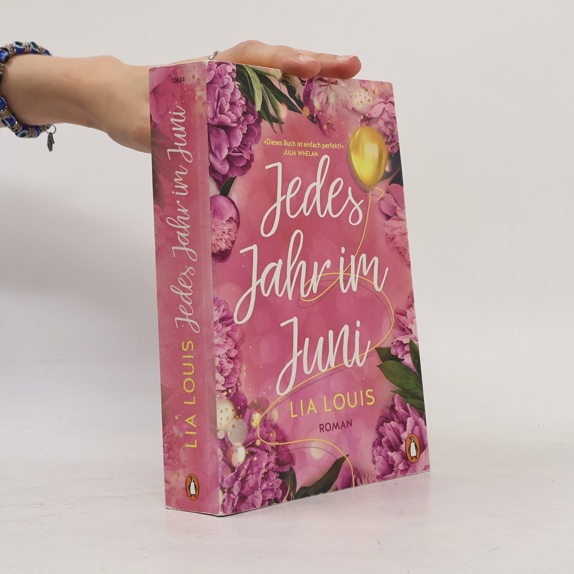 Lia Louis Jedes Jahr im Juni