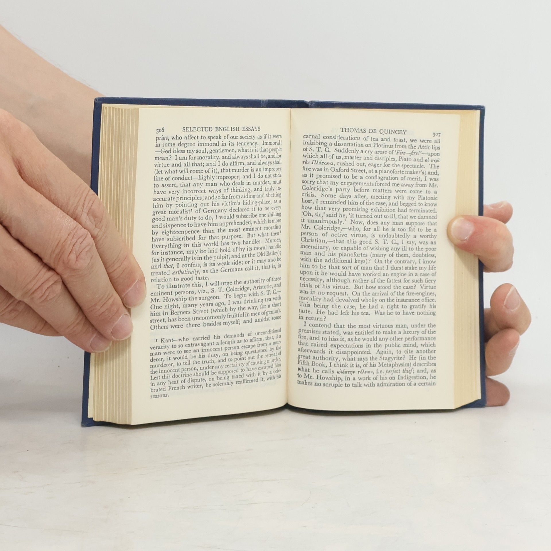 W. Peacock Selected English Essays