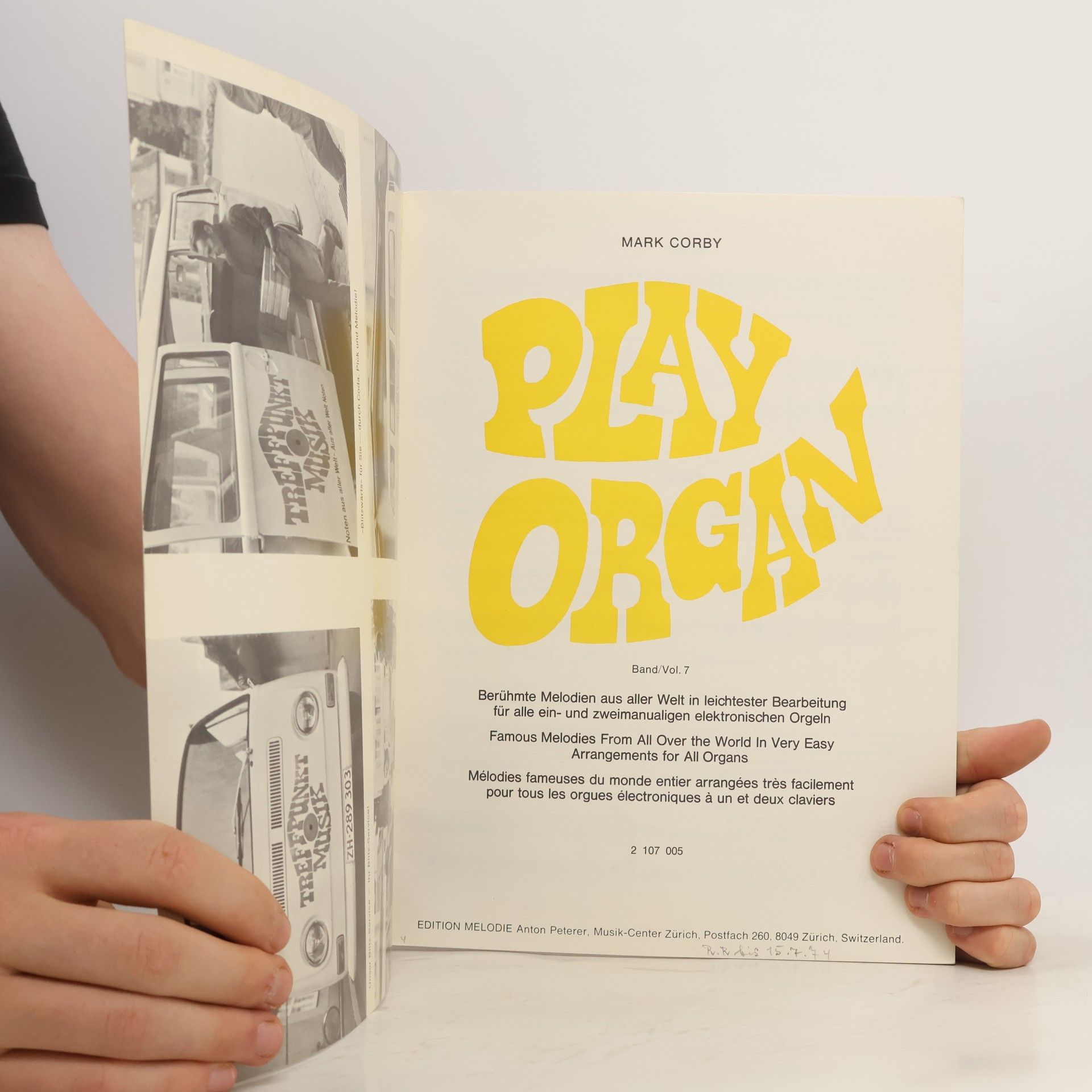 Mark Corby  Play Organ 7