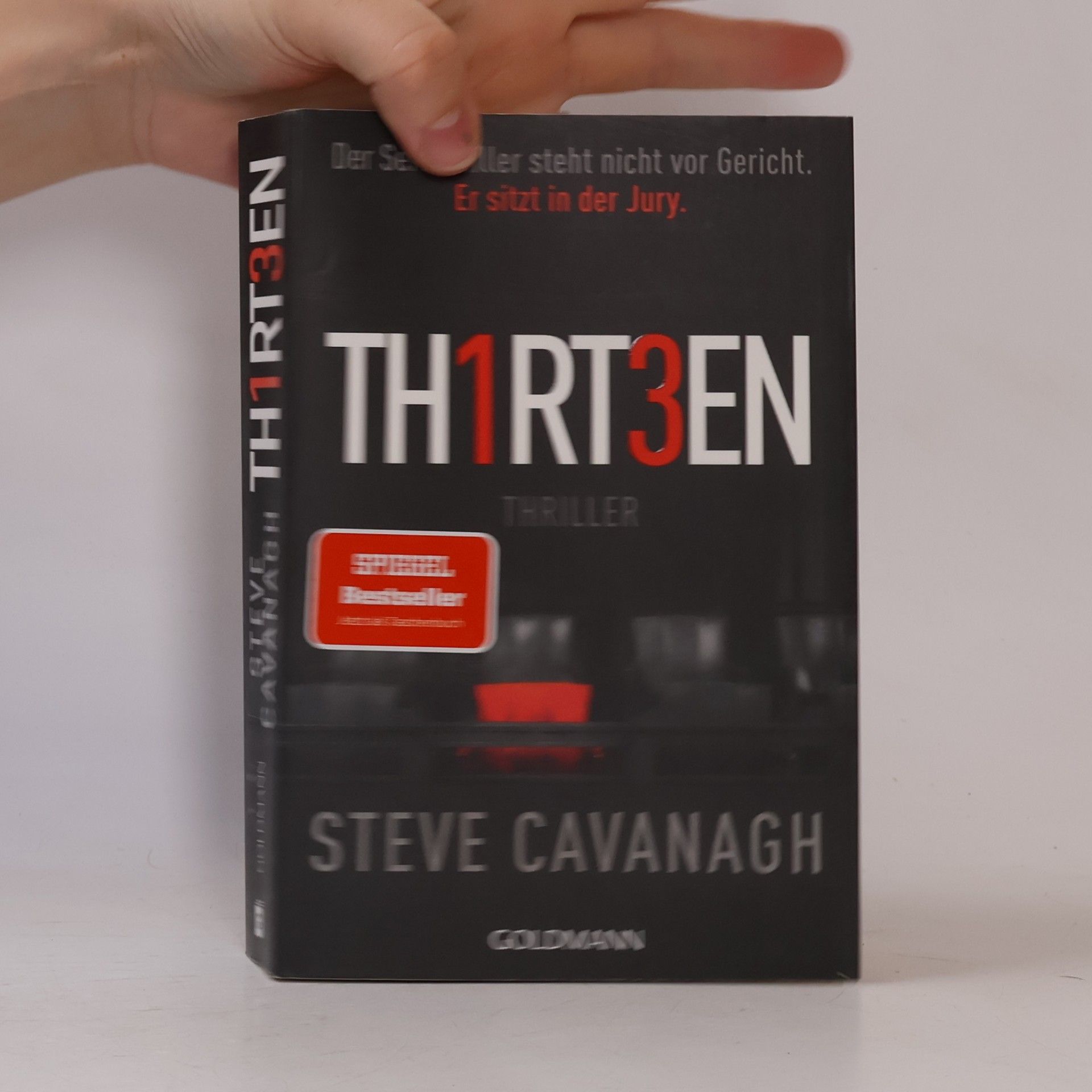 Steve Cavanagh Thirteen