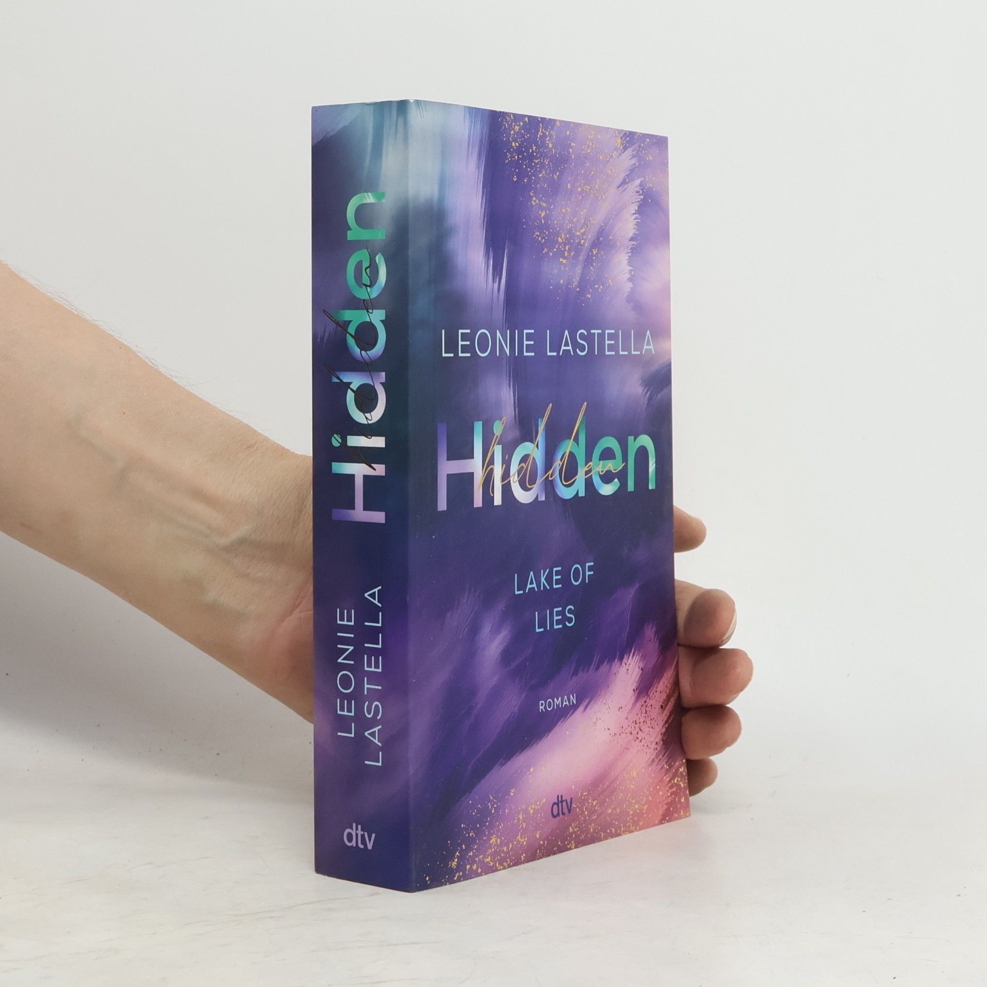 Leonie Lastella Hidden / Lake of Lies Bd.1