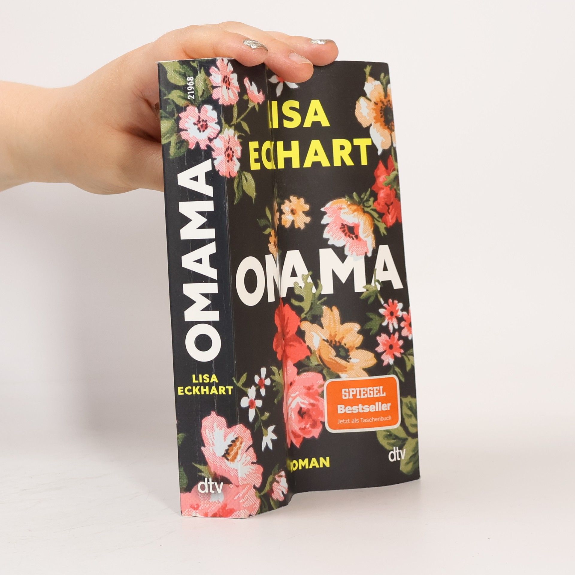 Lisa Eckhart Omama
