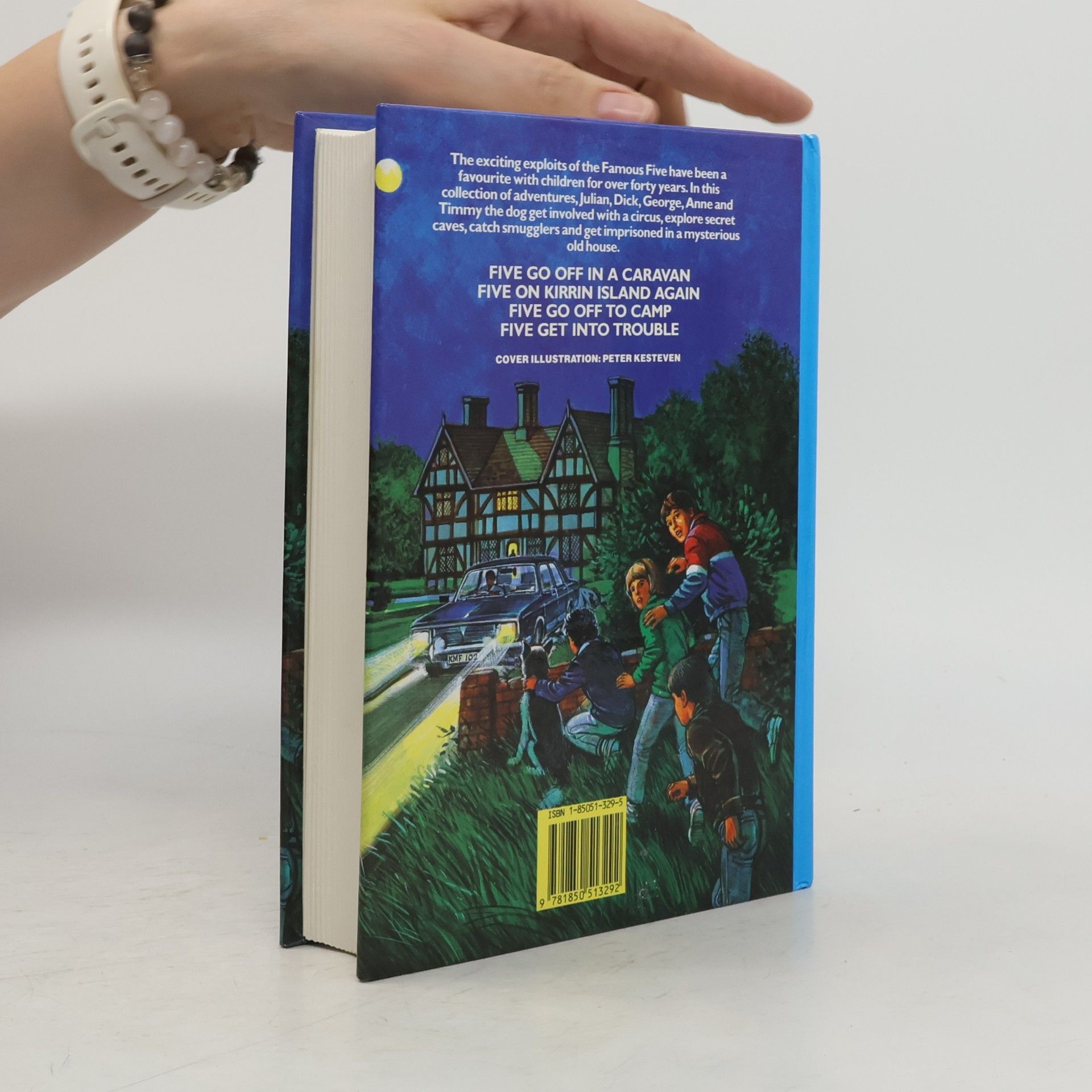 Enid Blyton More Adventures of the Famous Five : [4 complete books in one volume]