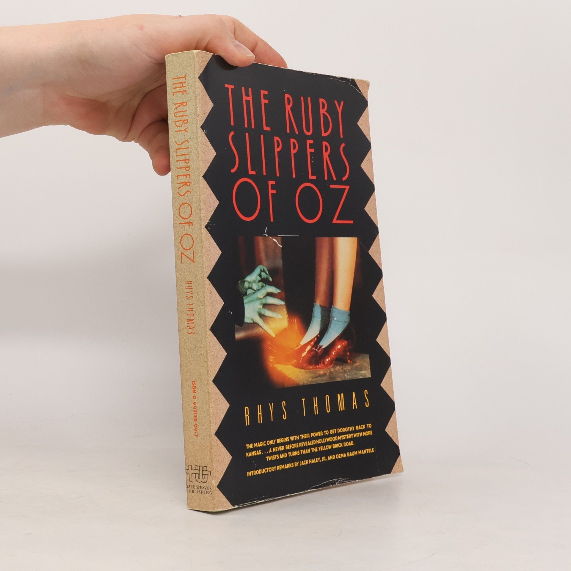 Ozma Baum Mantele The Ruby Slippers of Oz