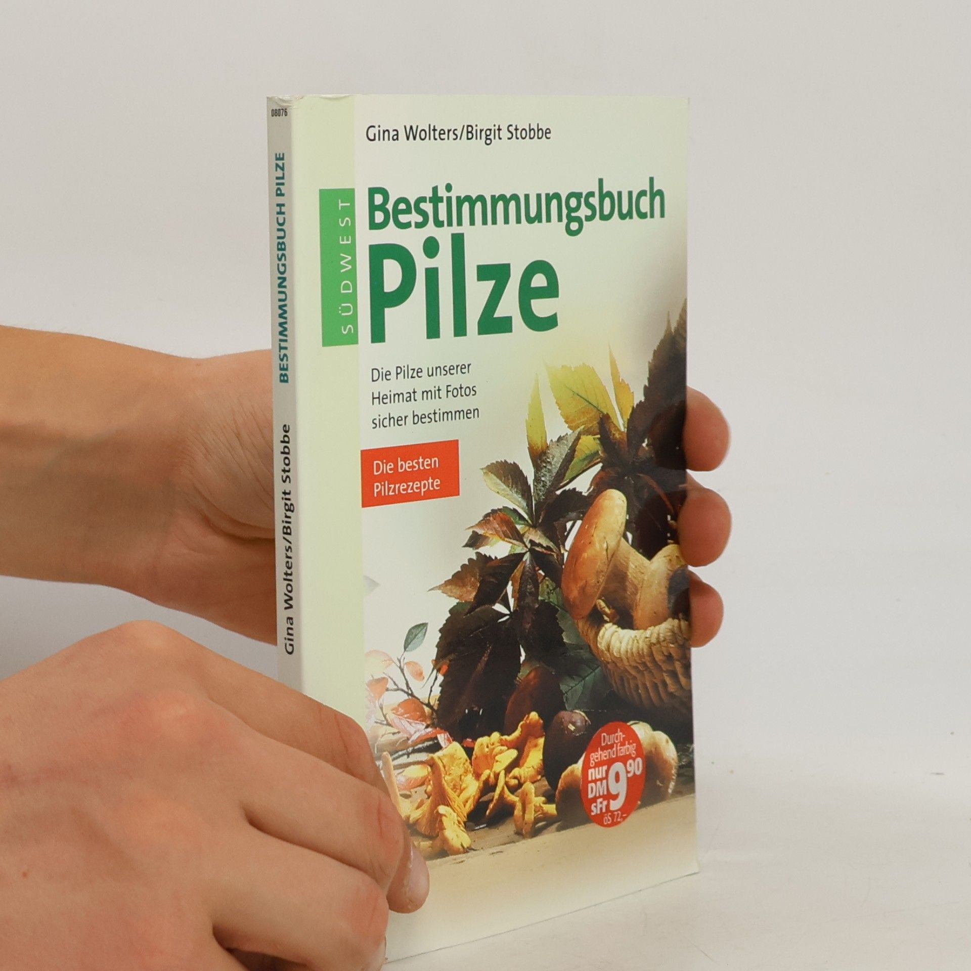 B. Gina Wolters Bestimmungsbuch Pilze
