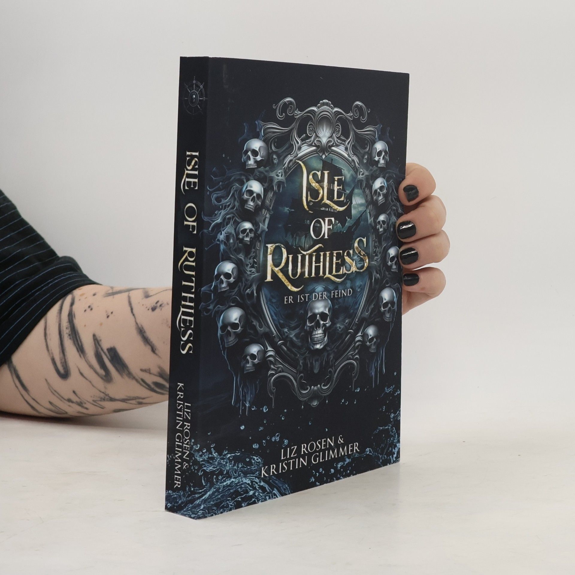 Kristin Glimmer Isle of Ruthless
