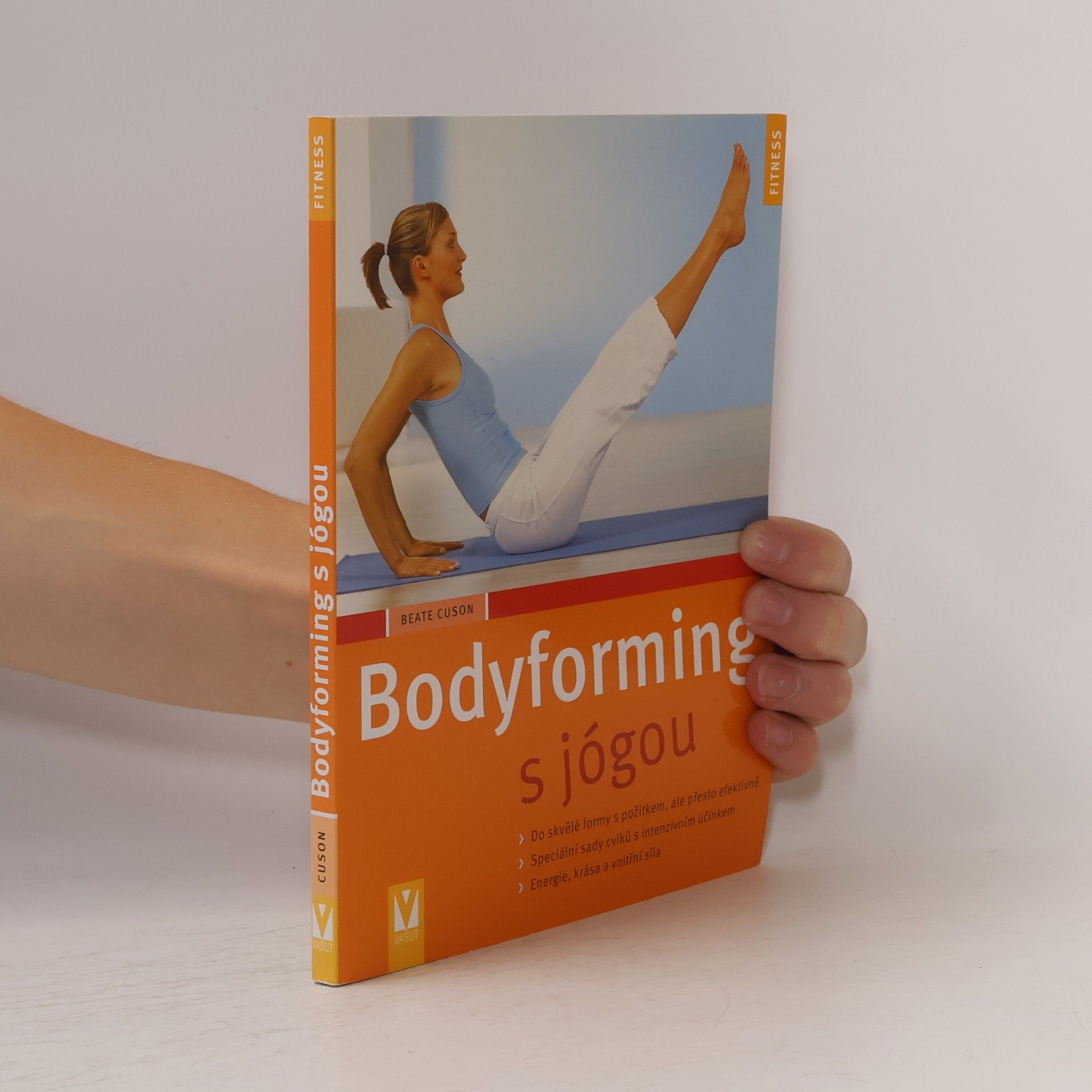 Beate Cuson Bodyforming s jógou