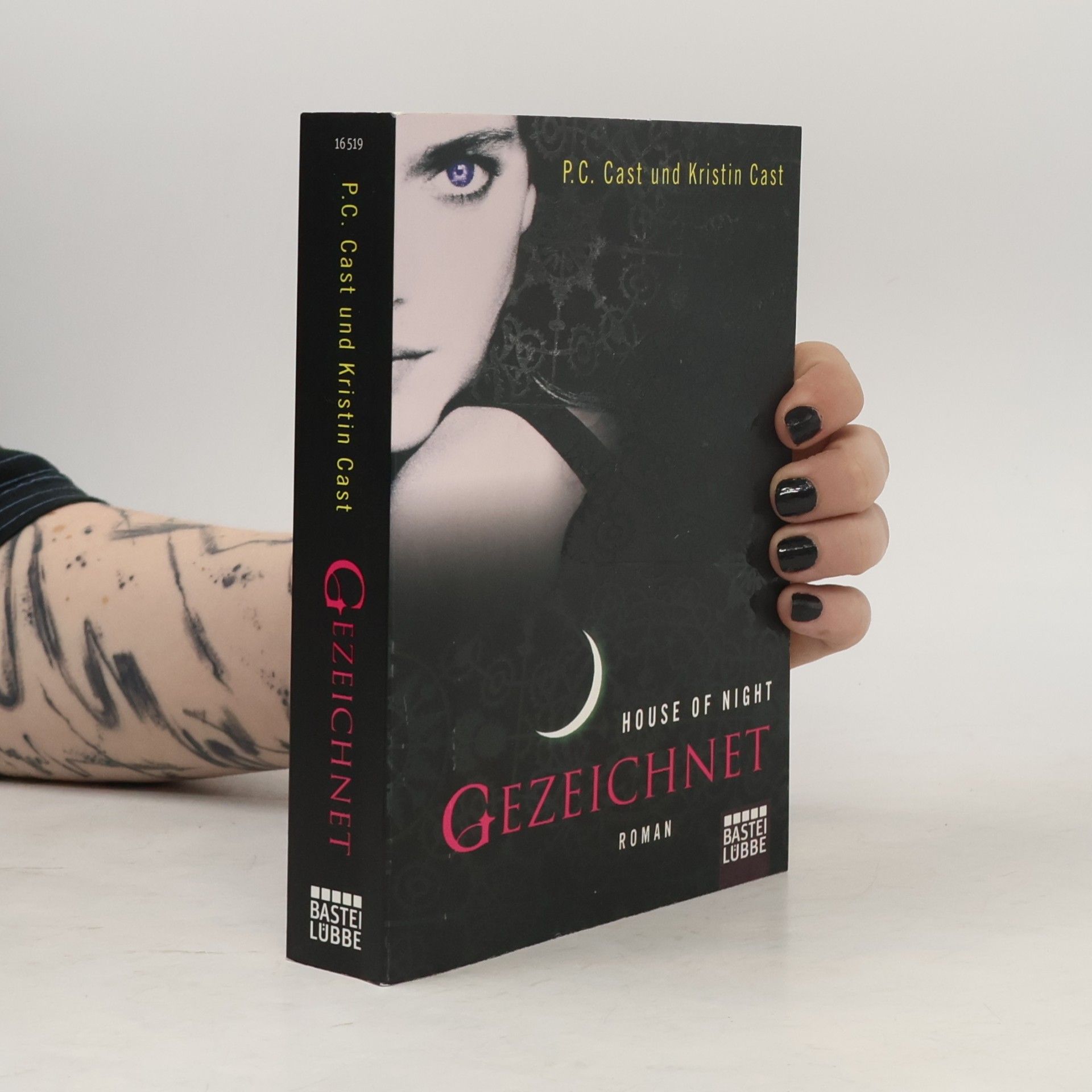 P. C. Cast Gezeichnet