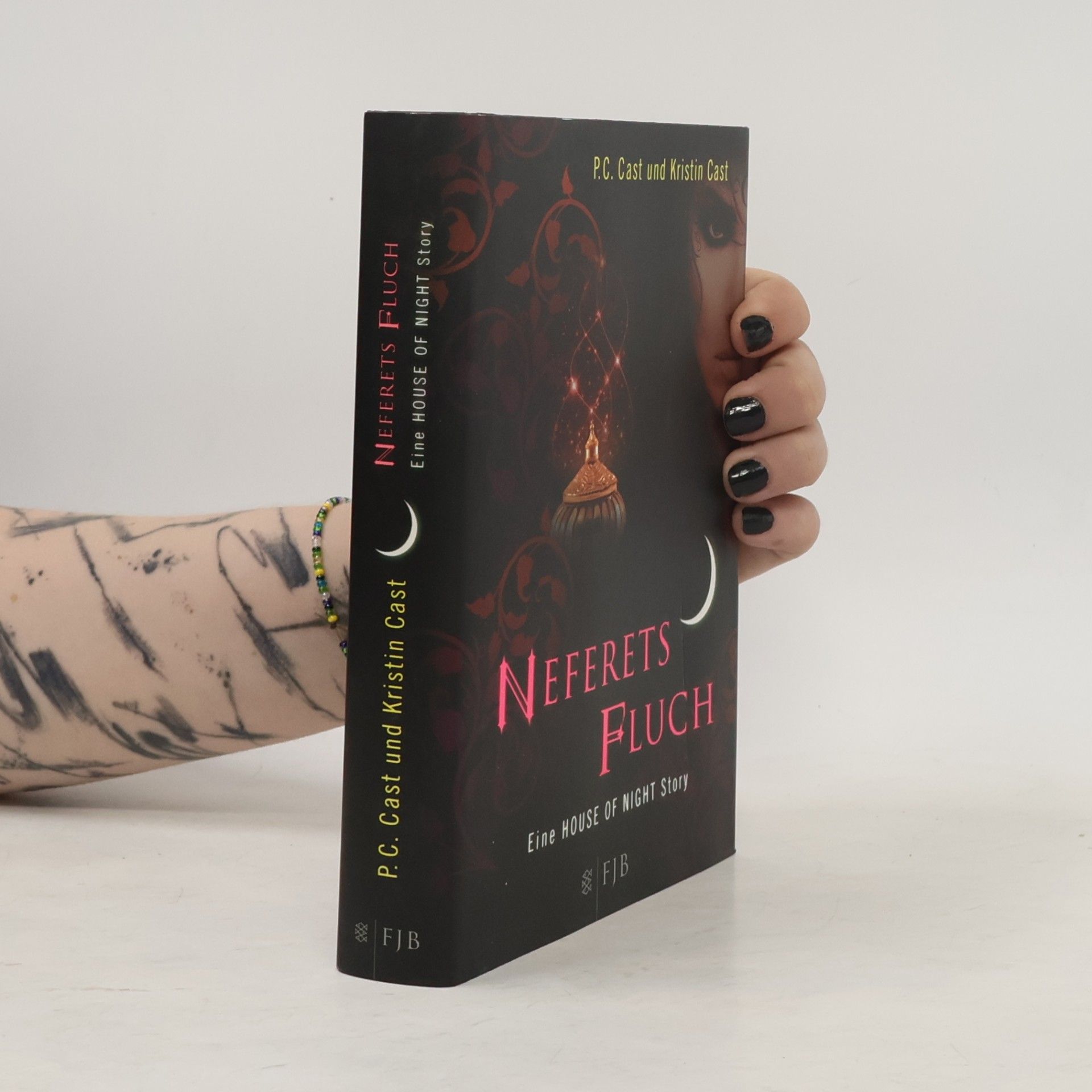 P. C. Cast Neferets Fluch