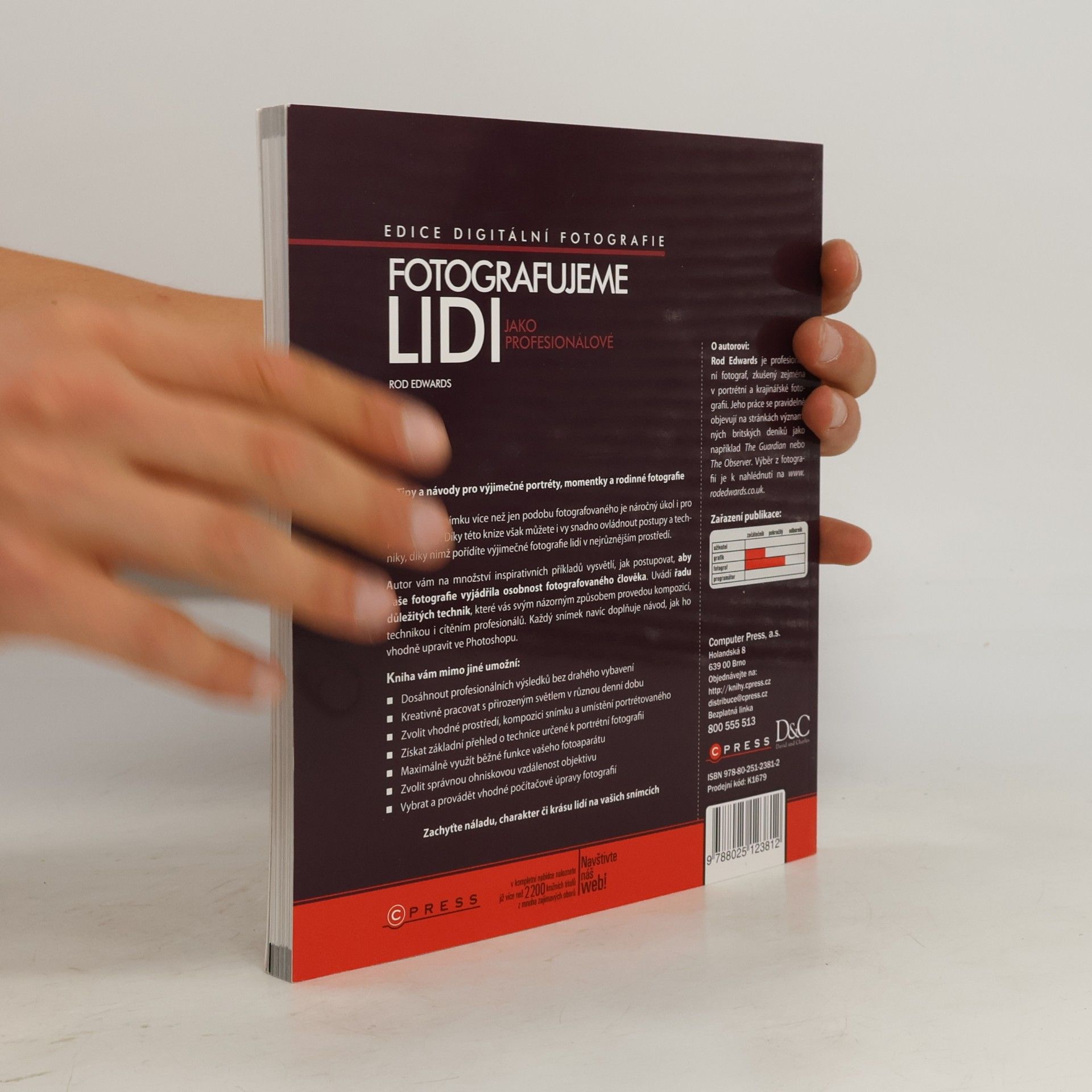 Rod Edwards Fotografujeme lidi jako profesionálové