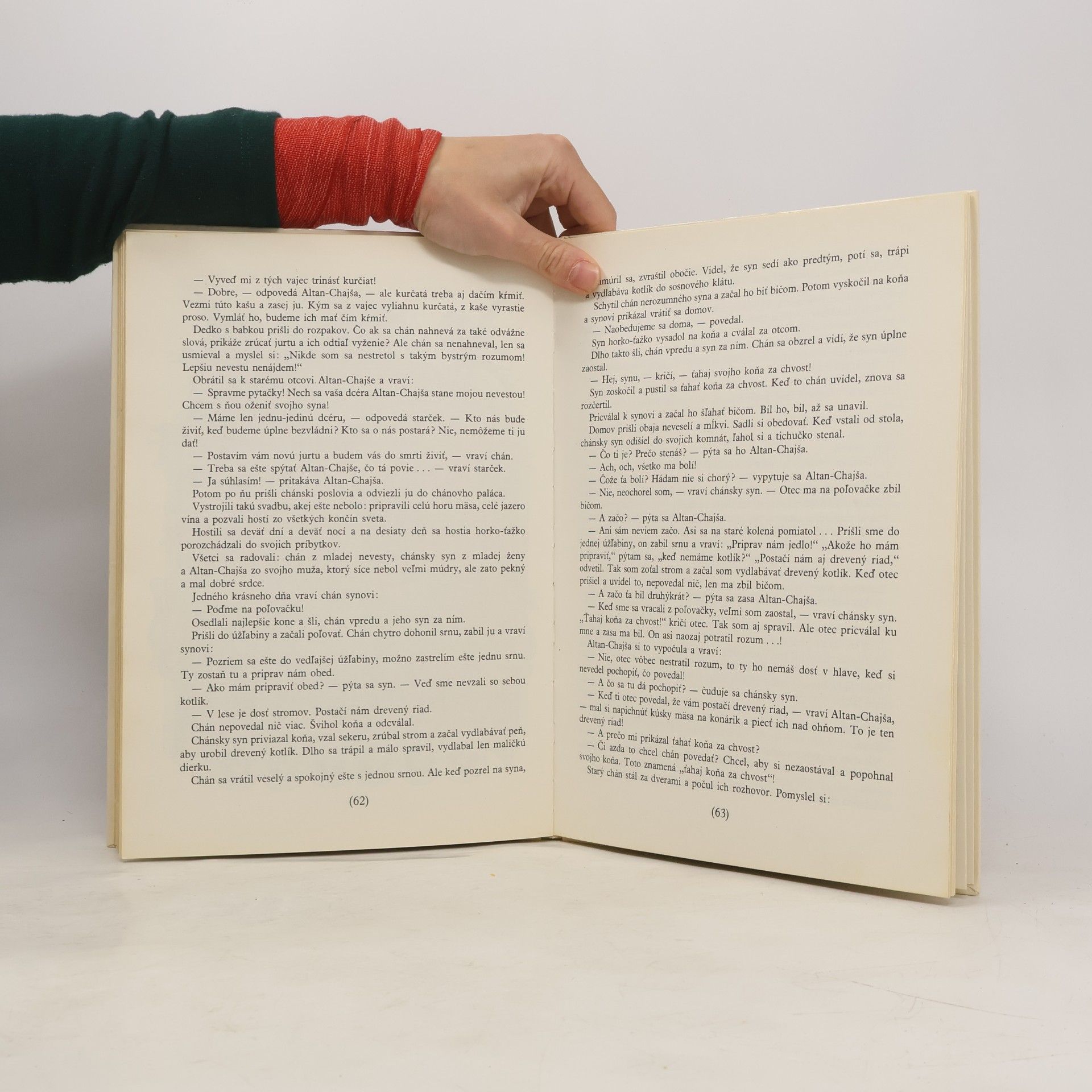 Autores varios Zlatá čaša