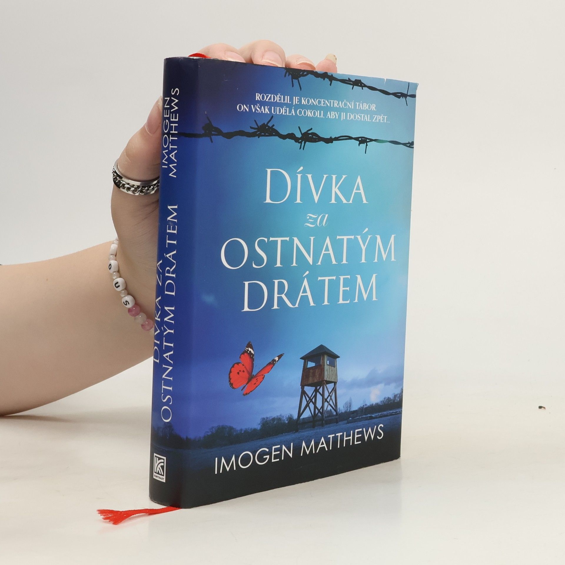 Imogen Matthews Dívka za ostnatým drátem