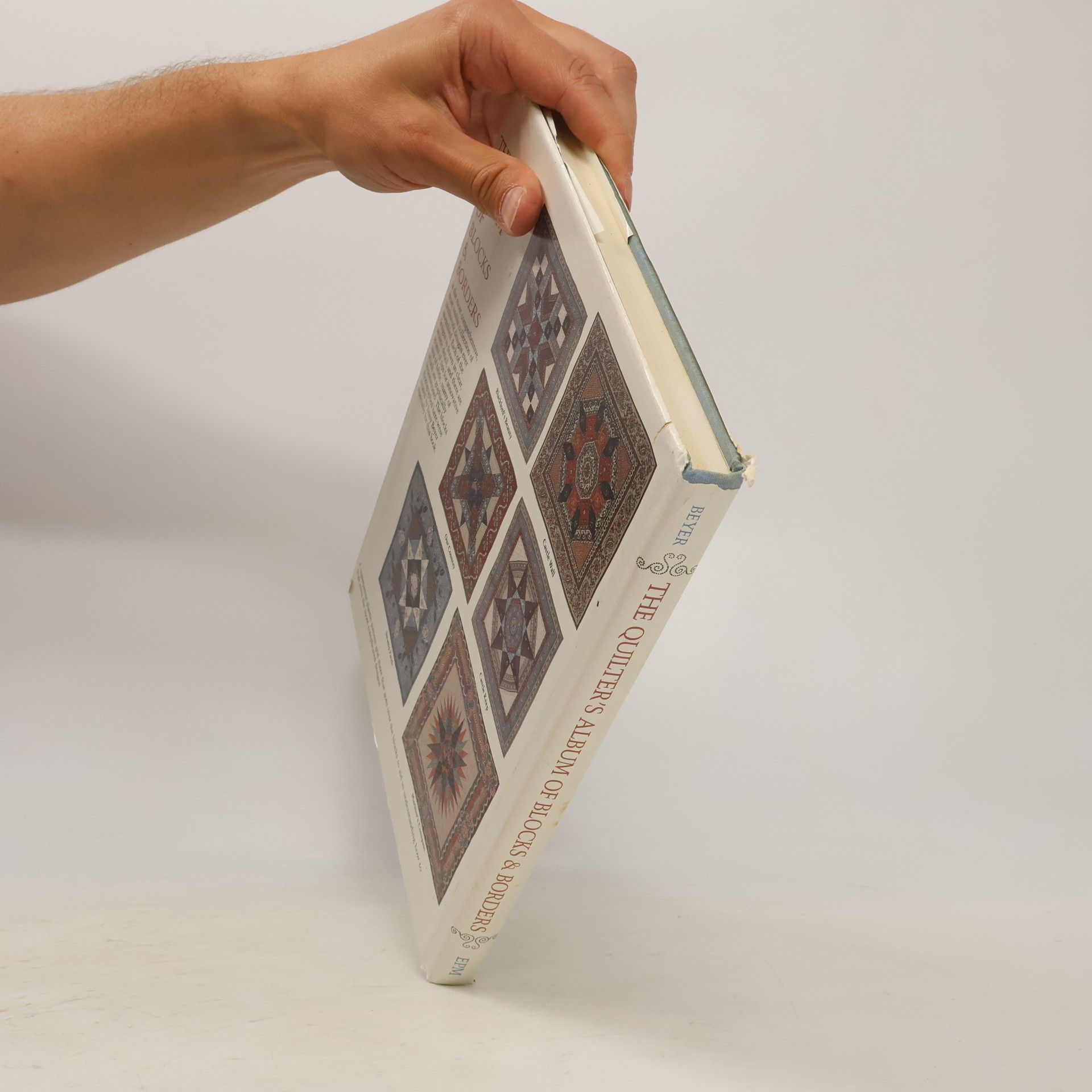 Jinny Beyer The Quilter's Album of Blocks & Borders