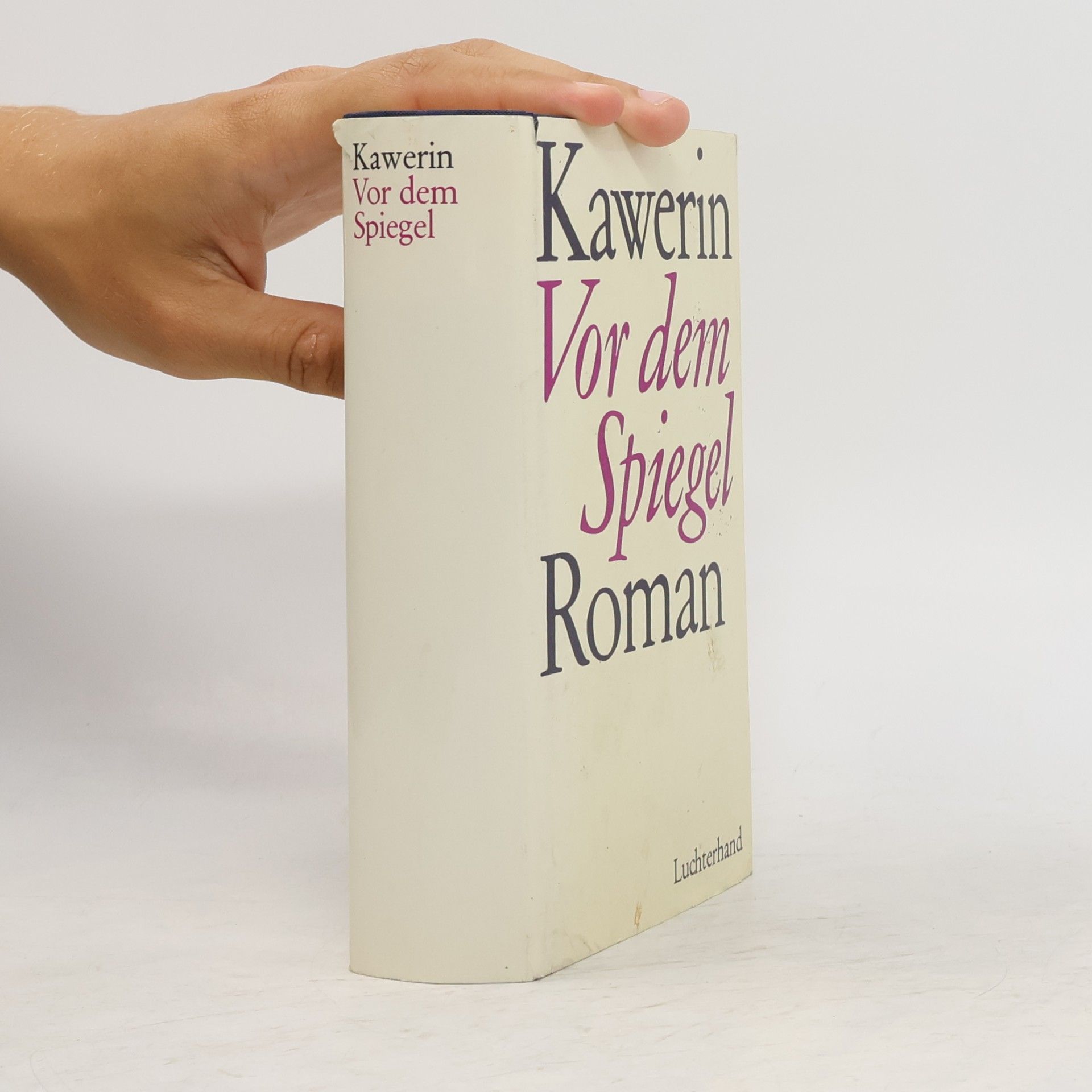 Weniamin Kawerin Vor dem Spiegel