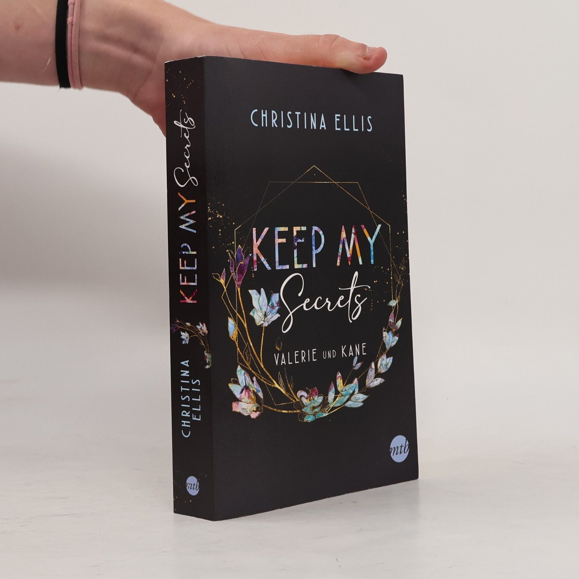 Christina Ellis Keep my Secrets