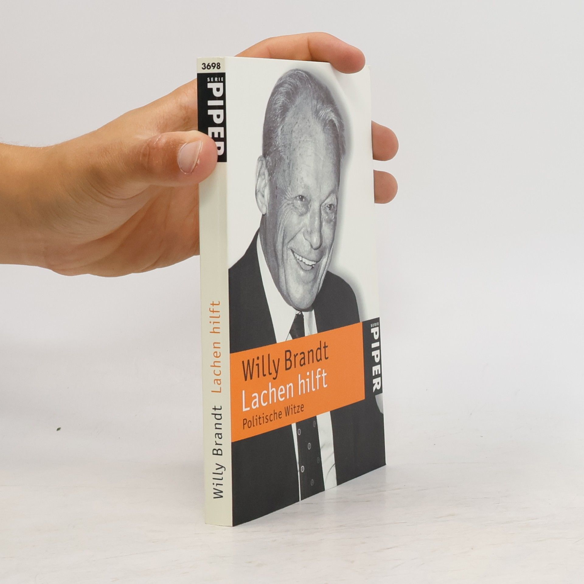 Willy Brandt Lachen hilft