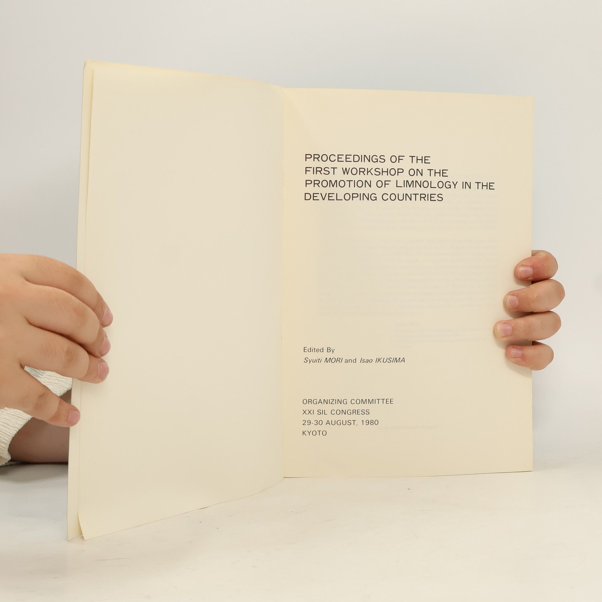 Syuiti Mori Proceedings of the First Workshop on the Promotion of Limnology in the Developing Countries