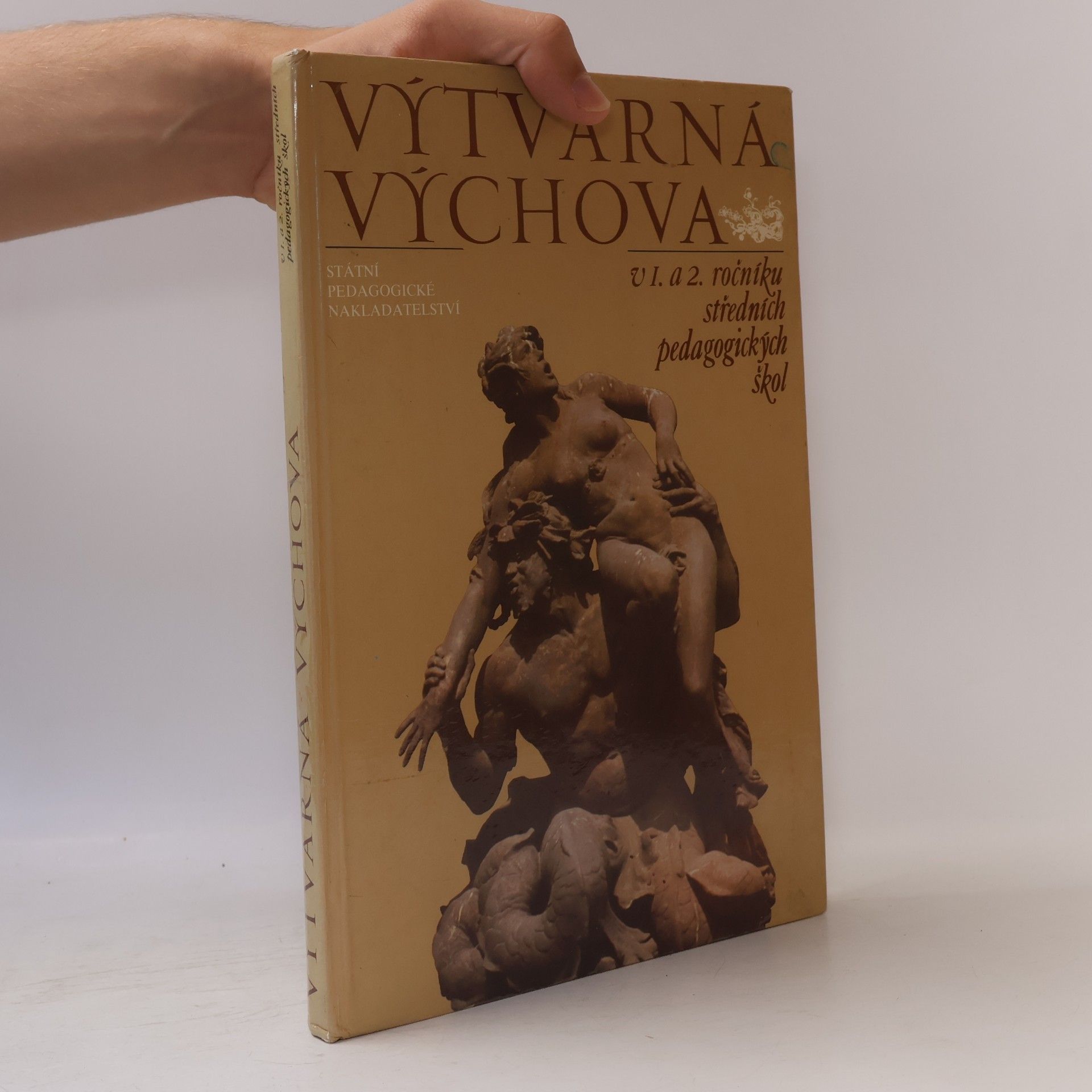 Zuzana Bradová Výtvarná výchova v 1. a 2. ročníku středních pedagogických škol