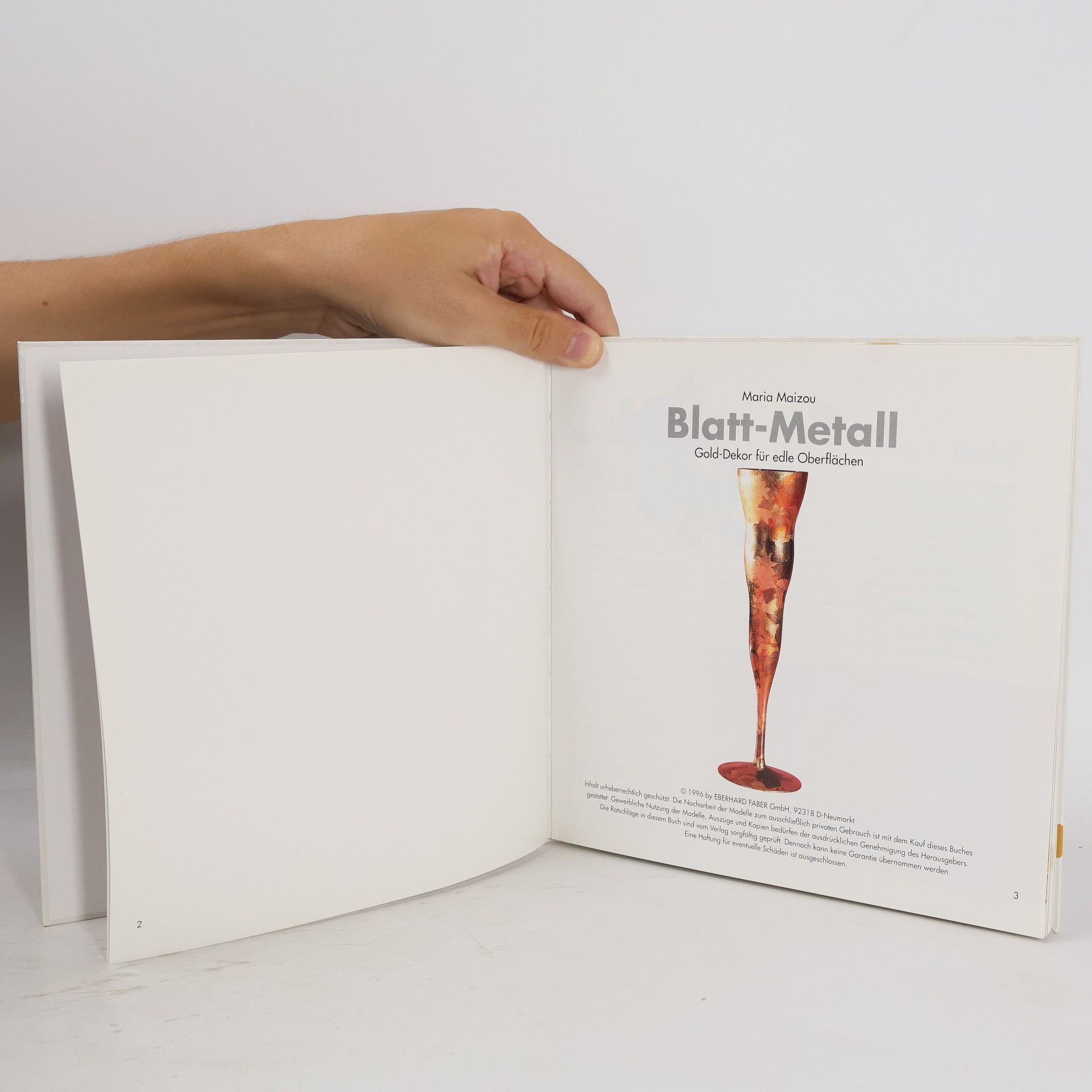 Maria Maizou Blatt-Metall. Gold-Dekor für edle Oberflächen