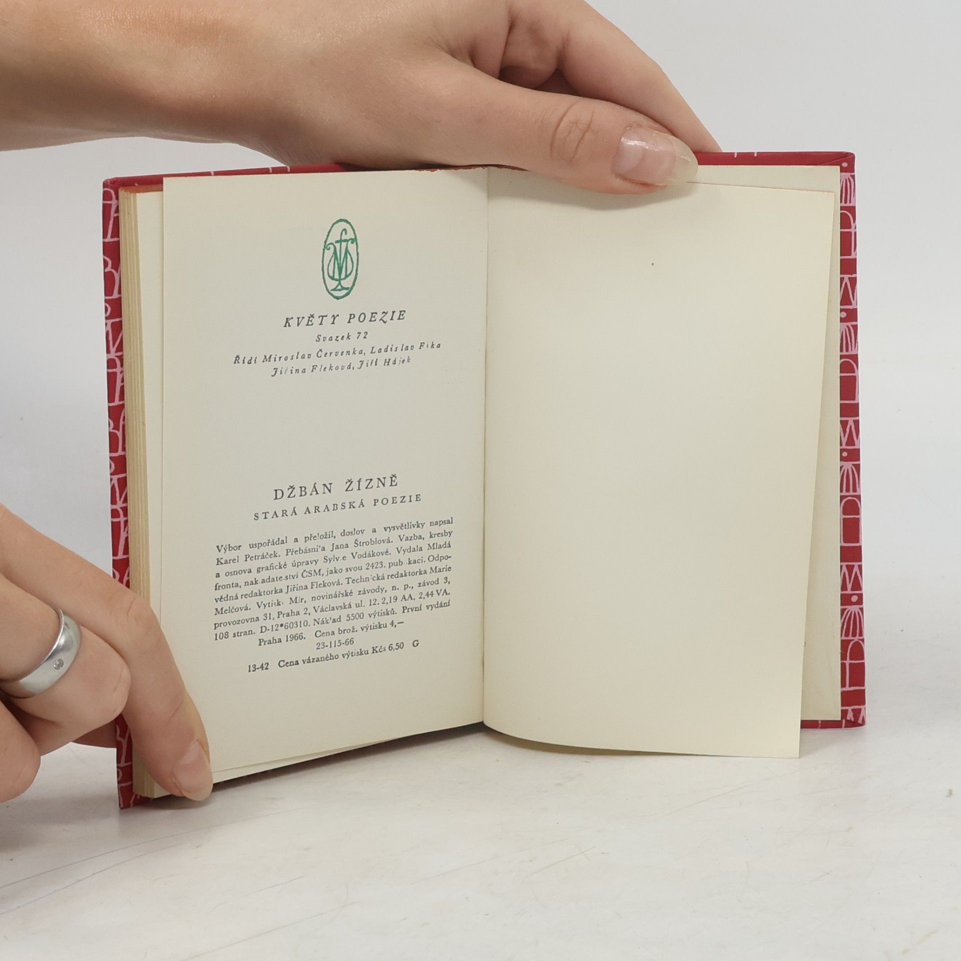 Karel Petráček Džbán žízně. Stará arabská poezie