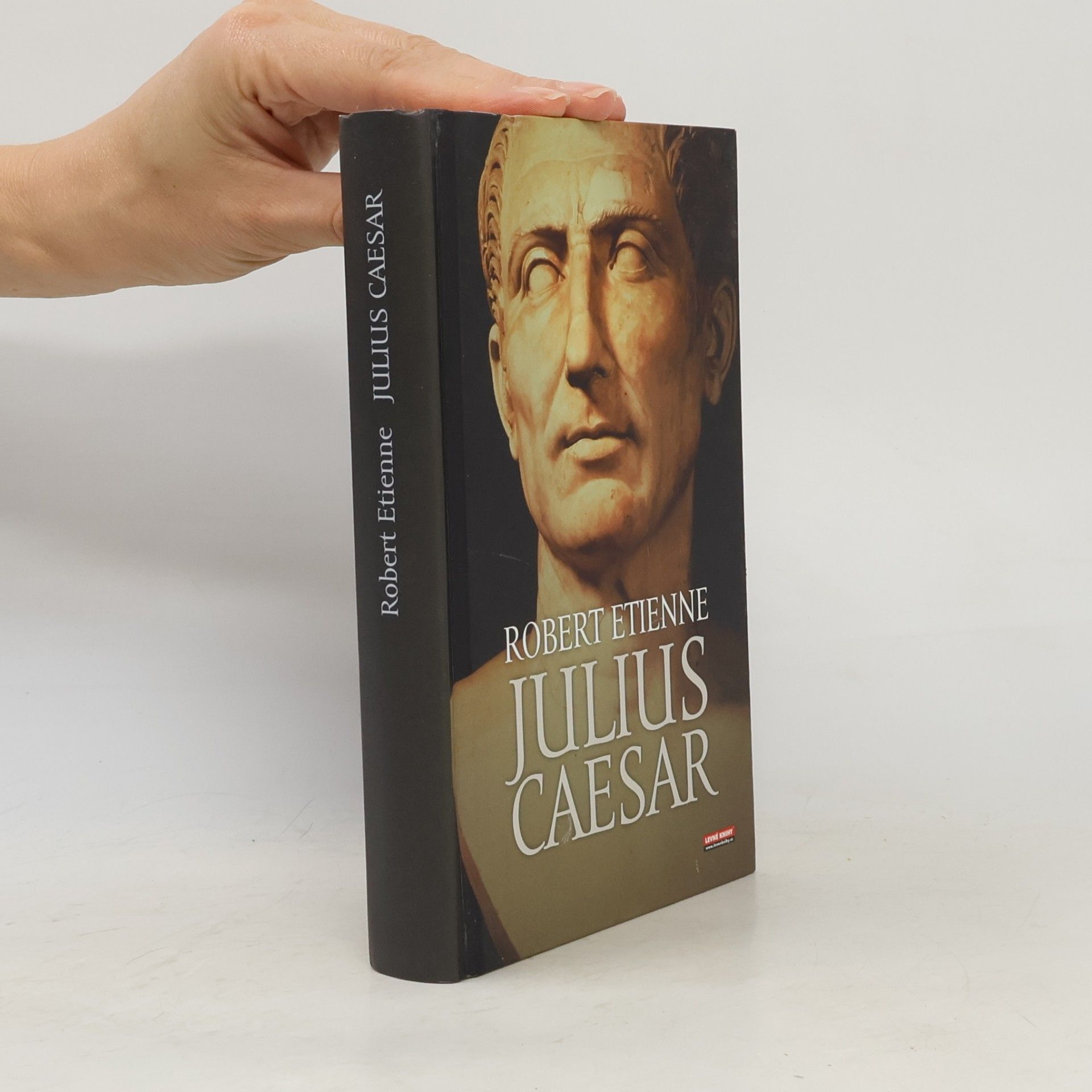 Robert Étienne Julius Caesar
