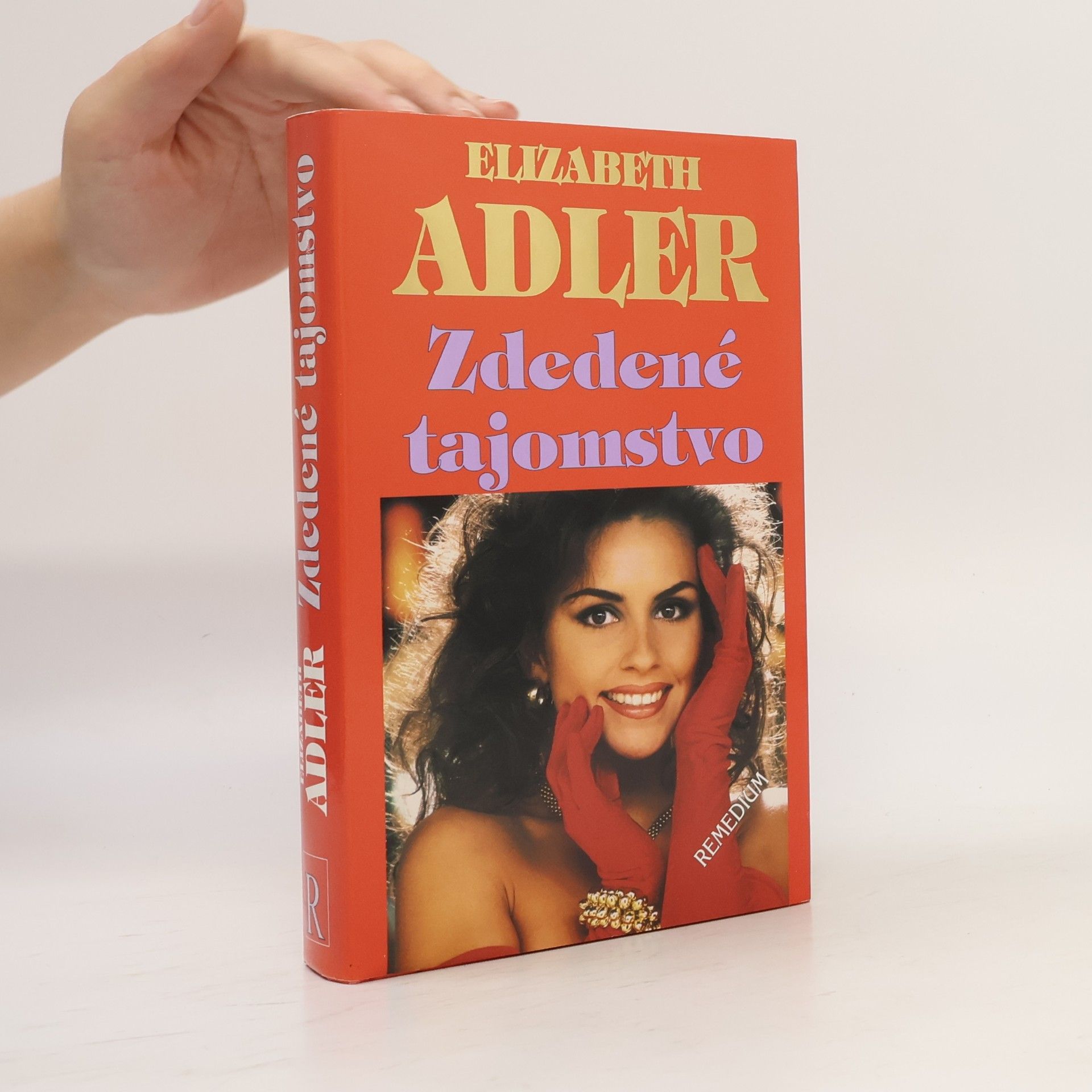 Elizabeth Adler Zdedené tajomstvo