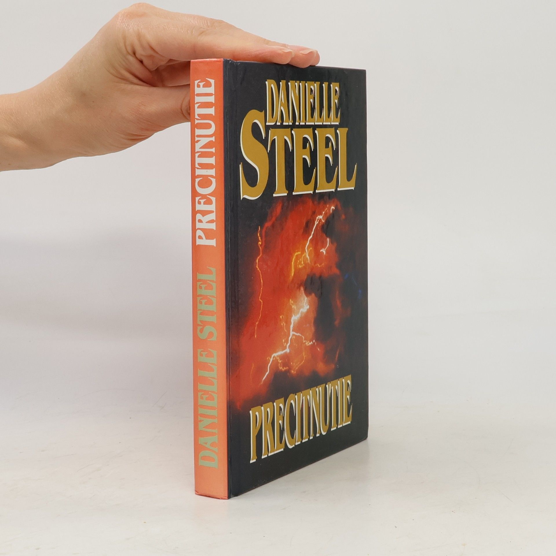 Danielle Steel Precitnutie