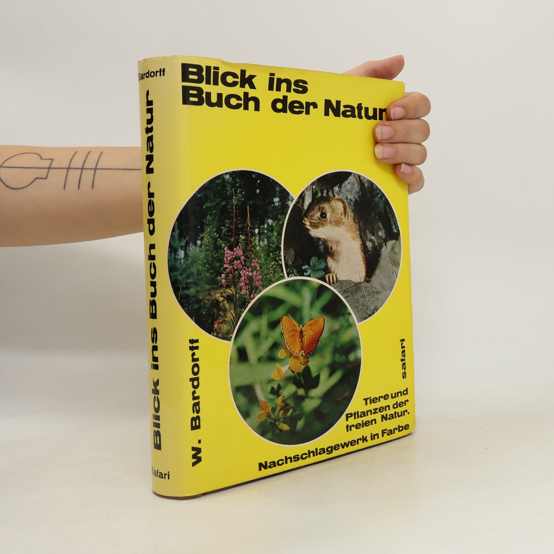 Blick ins Buch der Natur