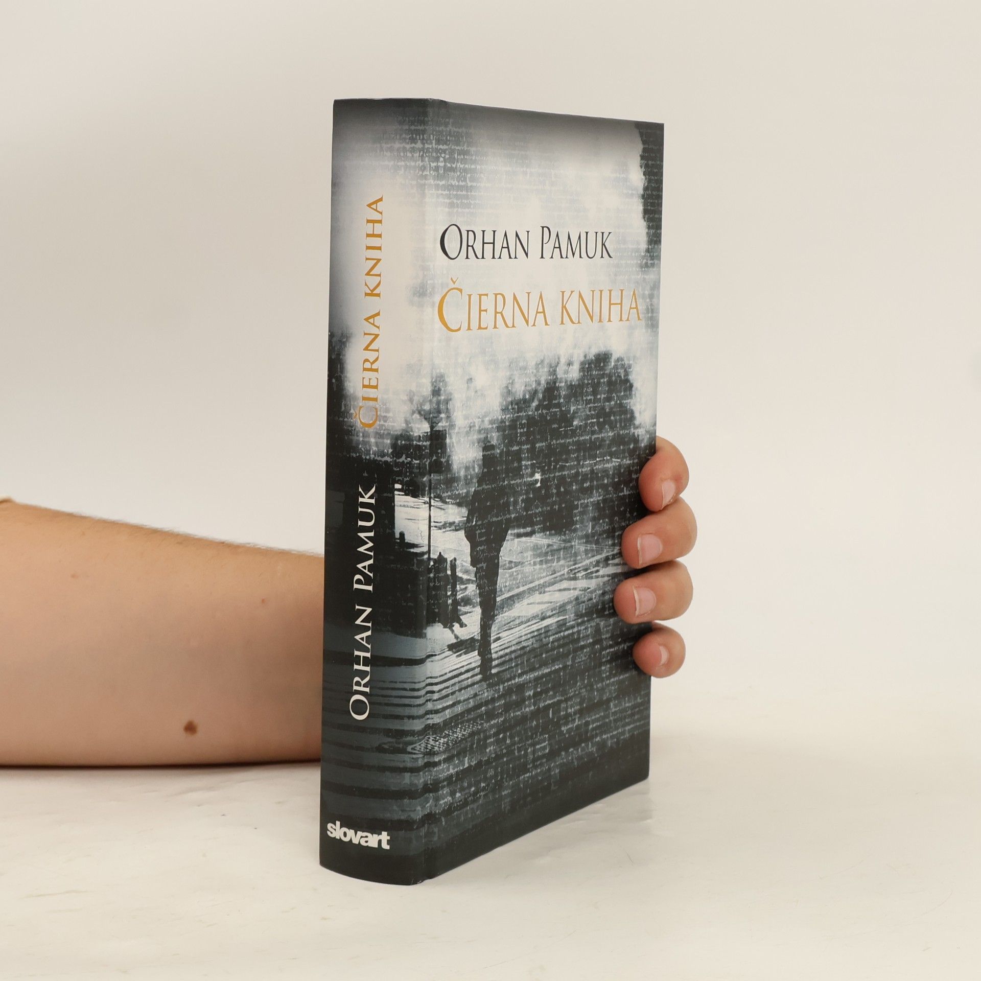 Orhan Pamuk Čierna kniha