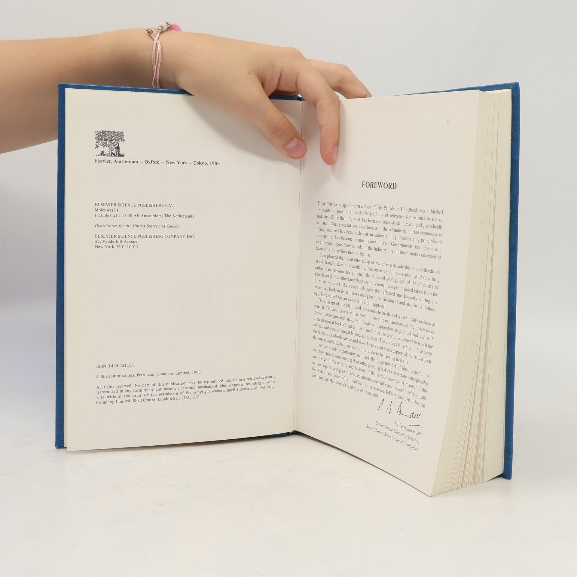 Koninklijke Nederlandsche Petroleum Maatschappij The Petroleum Handbook