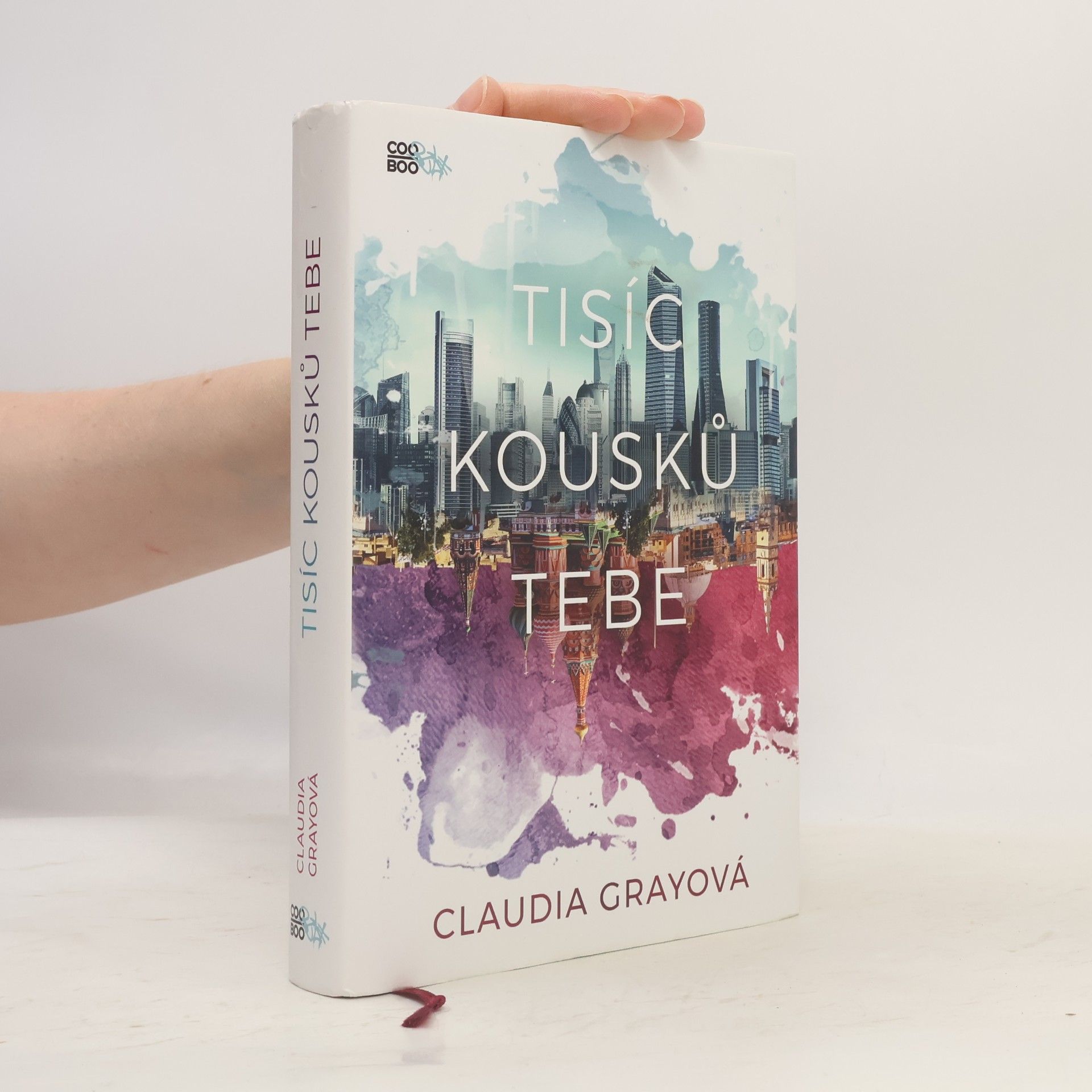 Claudia Gray Tisíc kousků tebe
