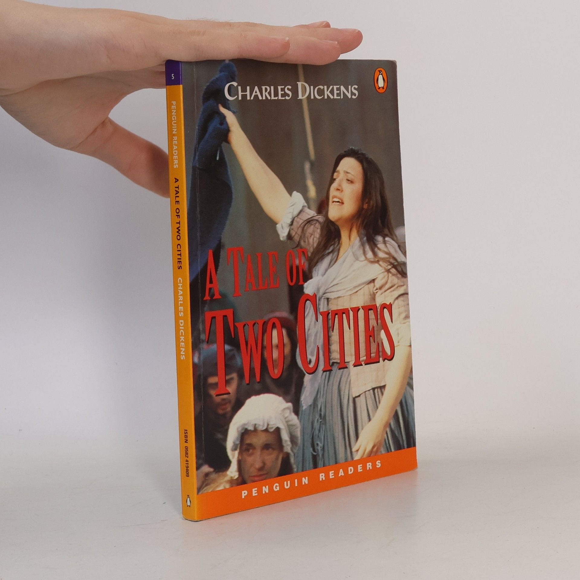 Charles Dickens A Tale of Two Cities